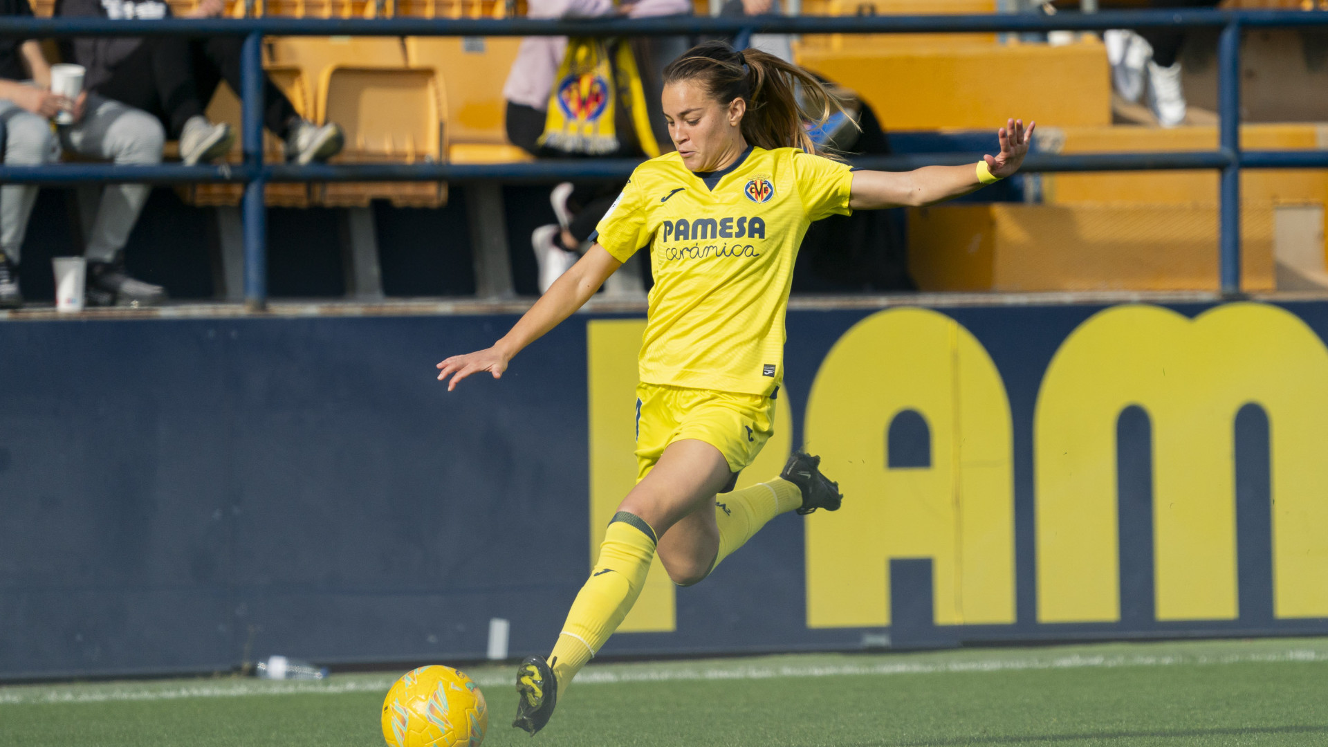 Nerea Pérez, a Yellow until 2025