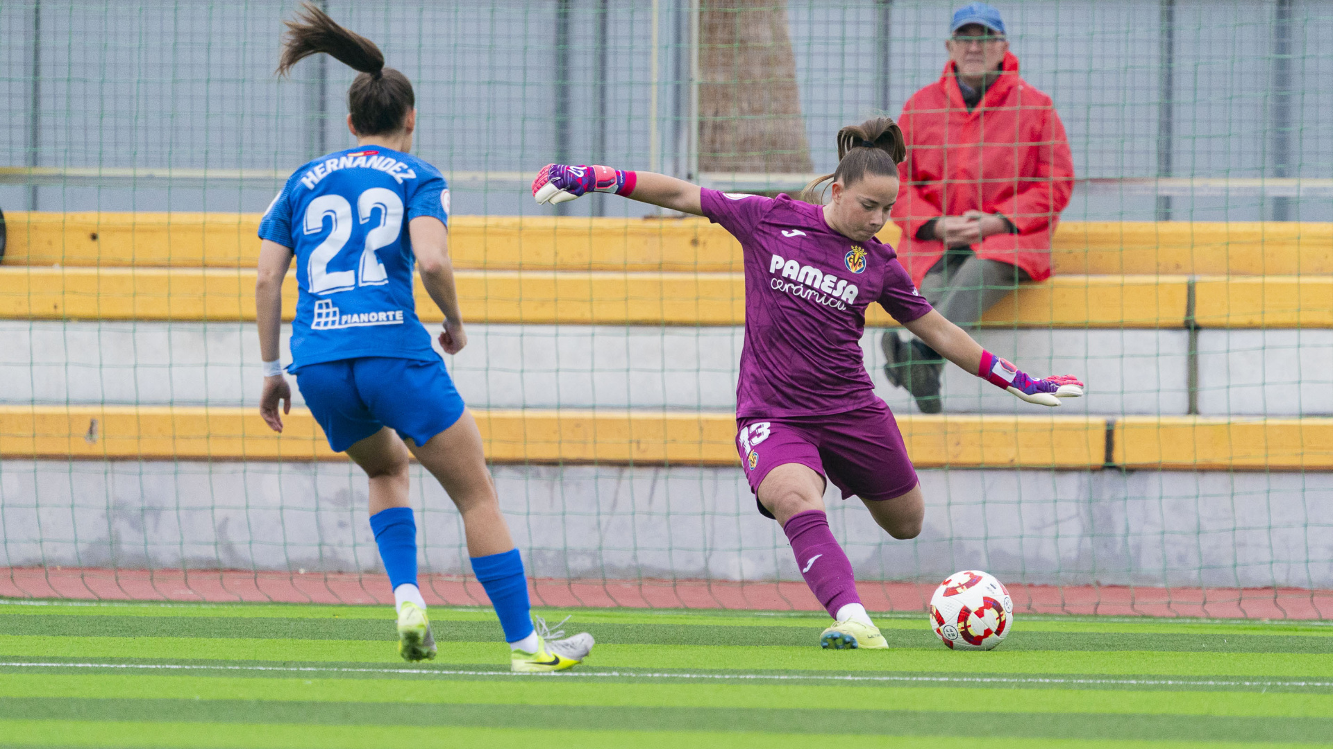 Montse Quesada will continue defending the Yellow Submarine’s goal