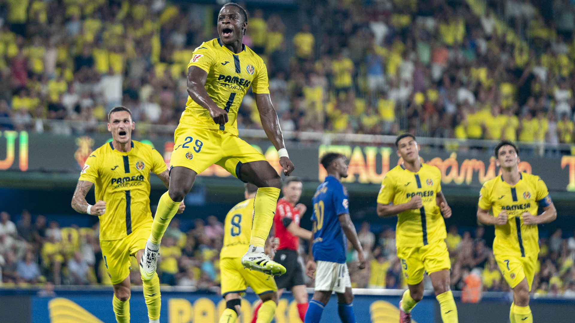 El Villarreal rompe el maleficio y se estrena con un histórico triunfo en La Cerámica (2-0)