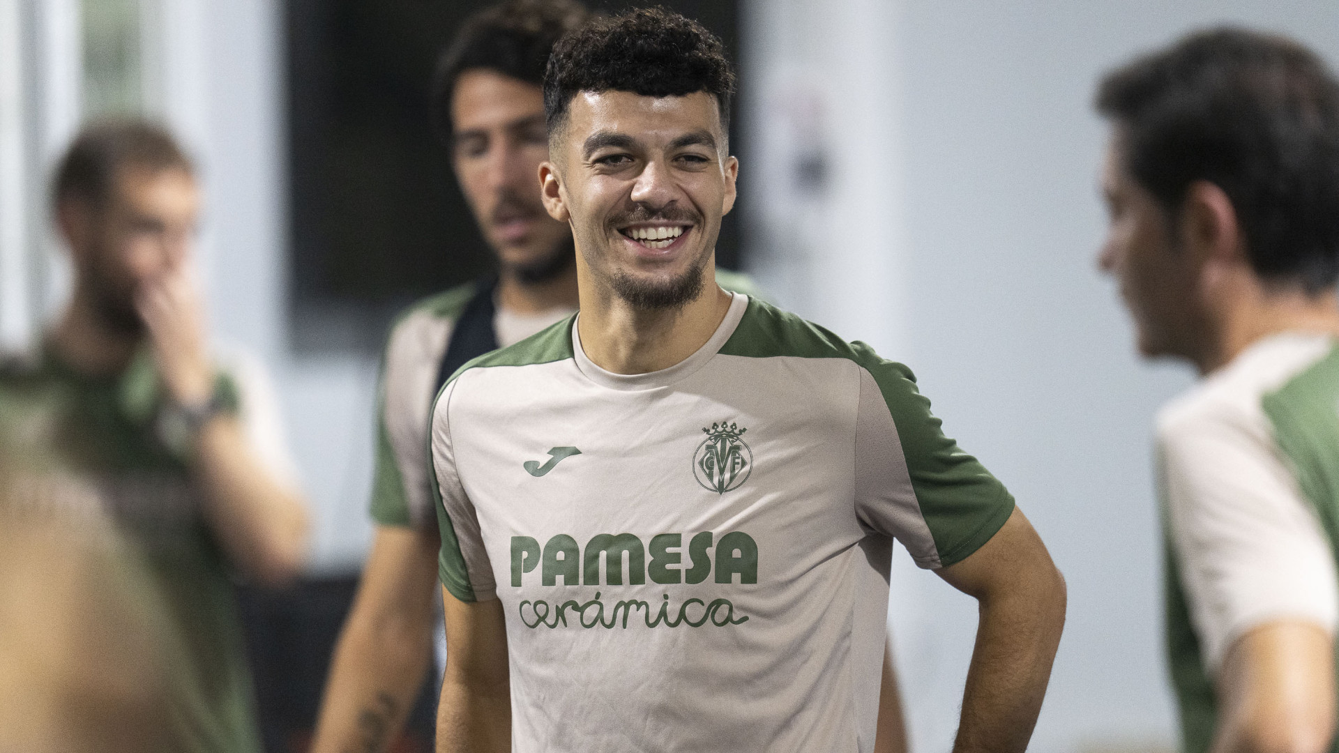 Primer día de Georges Mikautadze con el Villarreal
