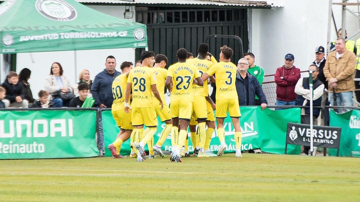 El Villarreal B asalta el fortín de Torremolinos (0-3)