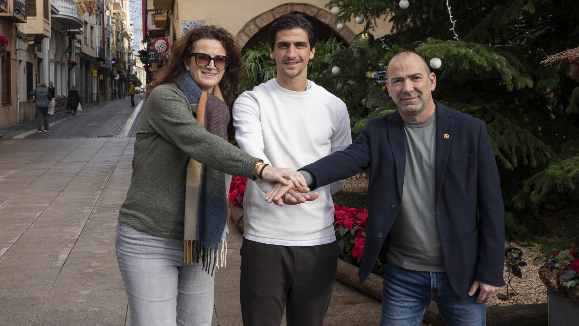 Villarreal CF, supporting local businesses