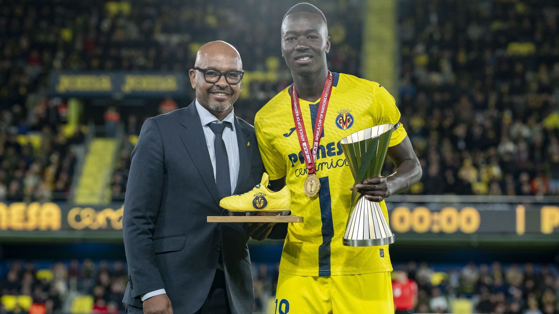 Tribute to Pape Gueye for winning the Africa Cup of Nations