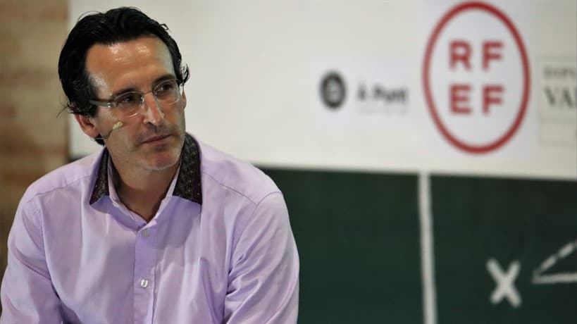 Unai Emery inaugura el Curso de Entrenadores de la FFCV