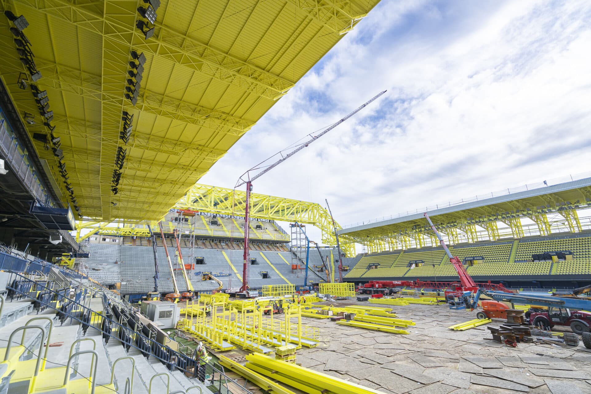20221109ObrasEstadioCeramica005