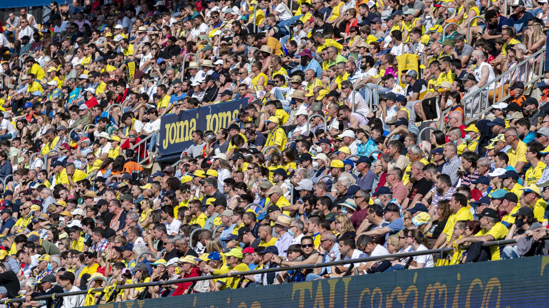 El filial debutará en La Cerámica ante el Zaragoza