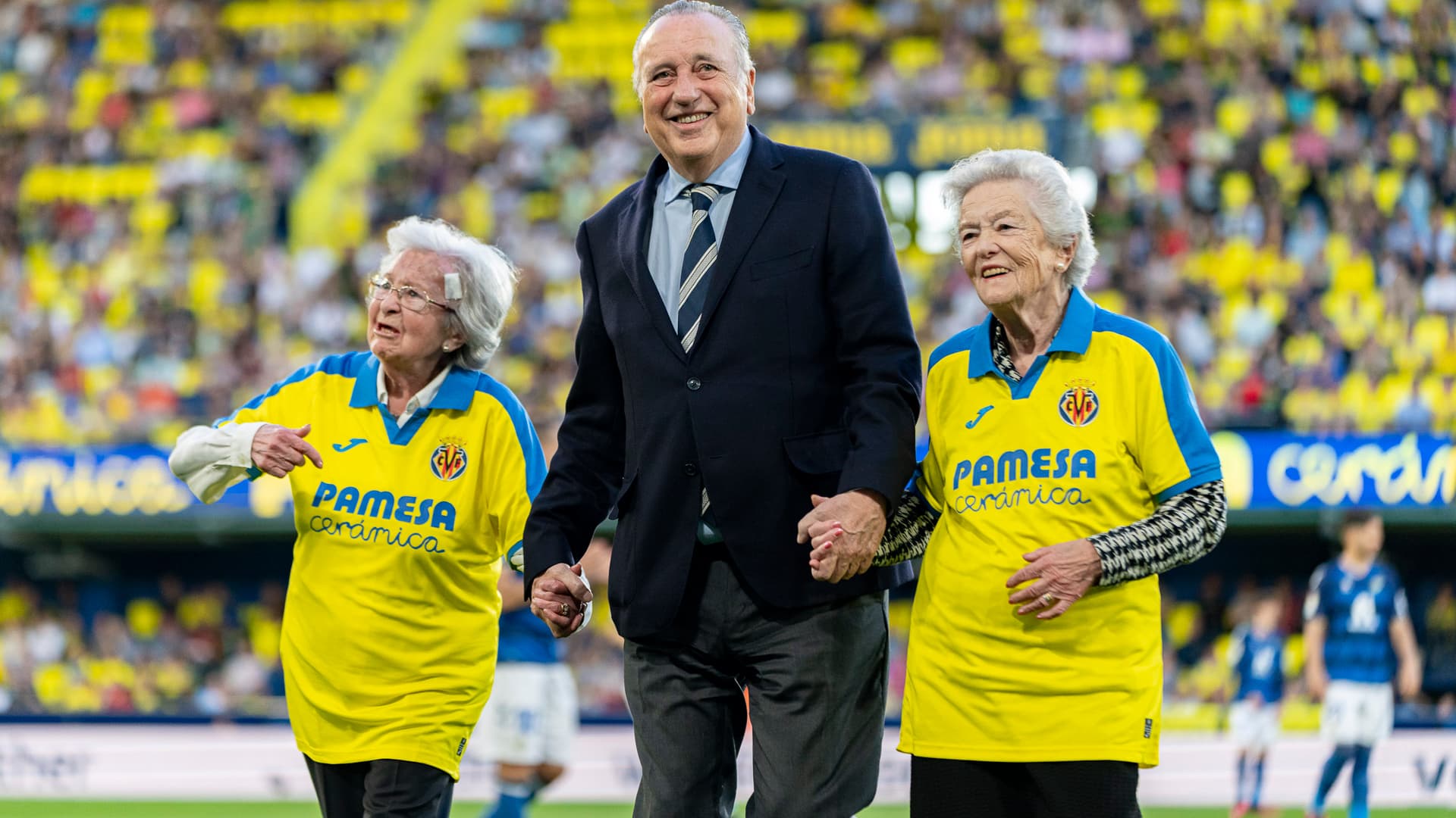 Un saque de honor con mucha historia
