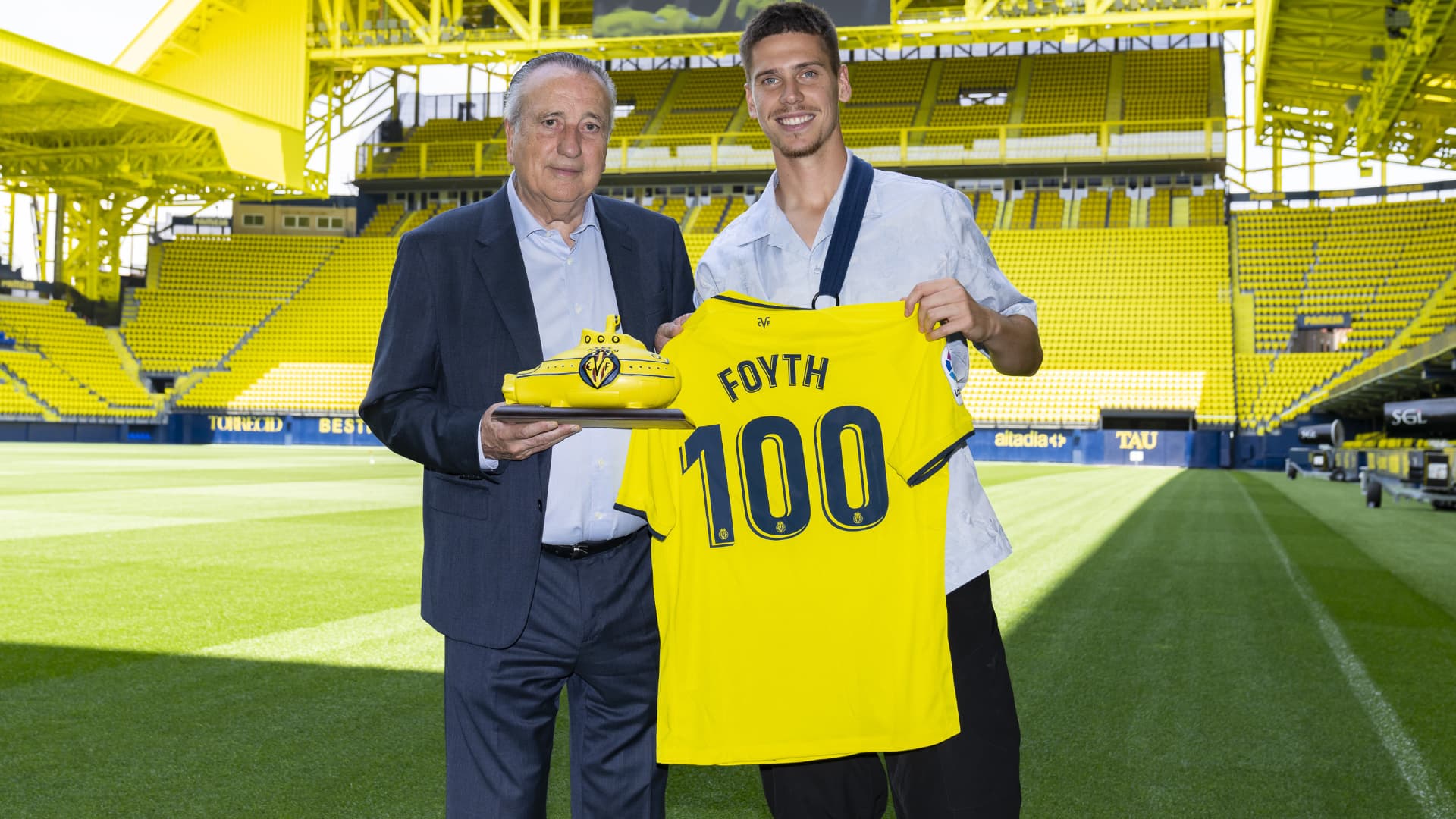 El doble reconocimiento del Villarreal con Juan Foyth