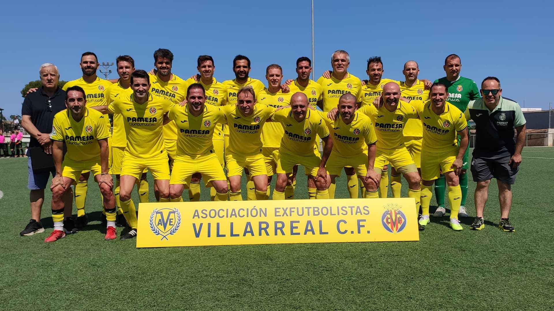 La AEV debuta con pleno de victorias