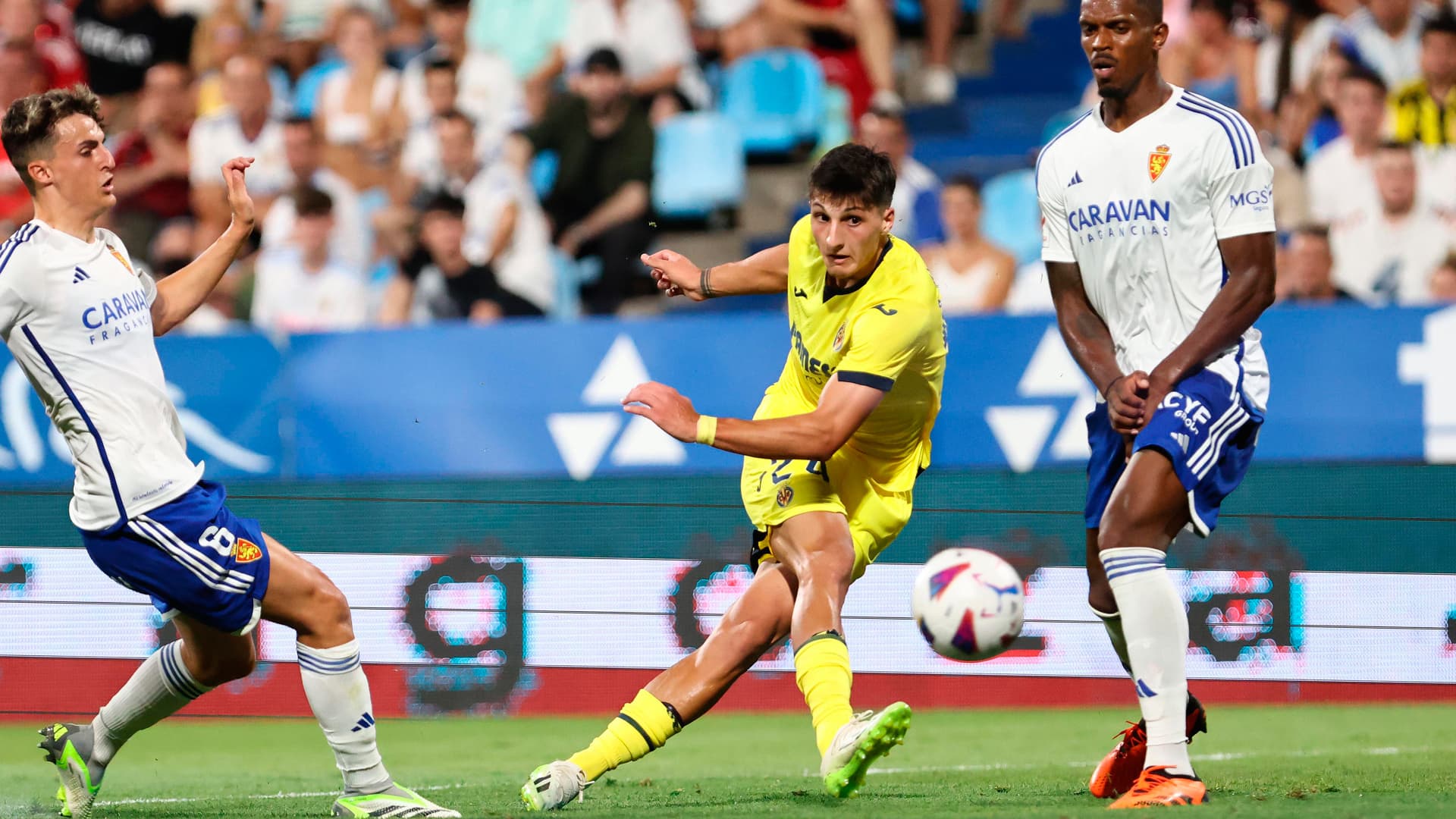 El Villarreal B empieza con derrota (2-0)
