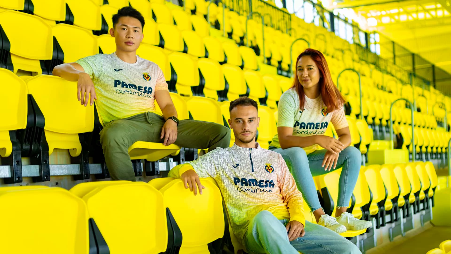 ¡La ropa pre-match 23/24, ya a la venta!