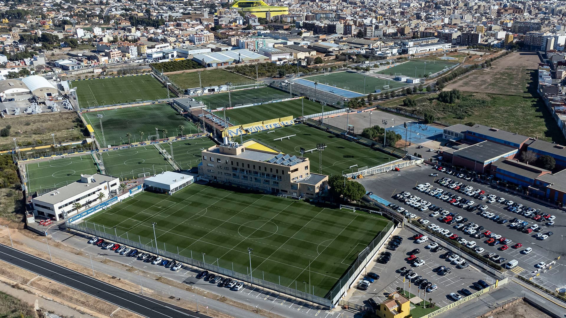 La Ciudad Deportiva José Manuel Llaneza se presenta este viernes