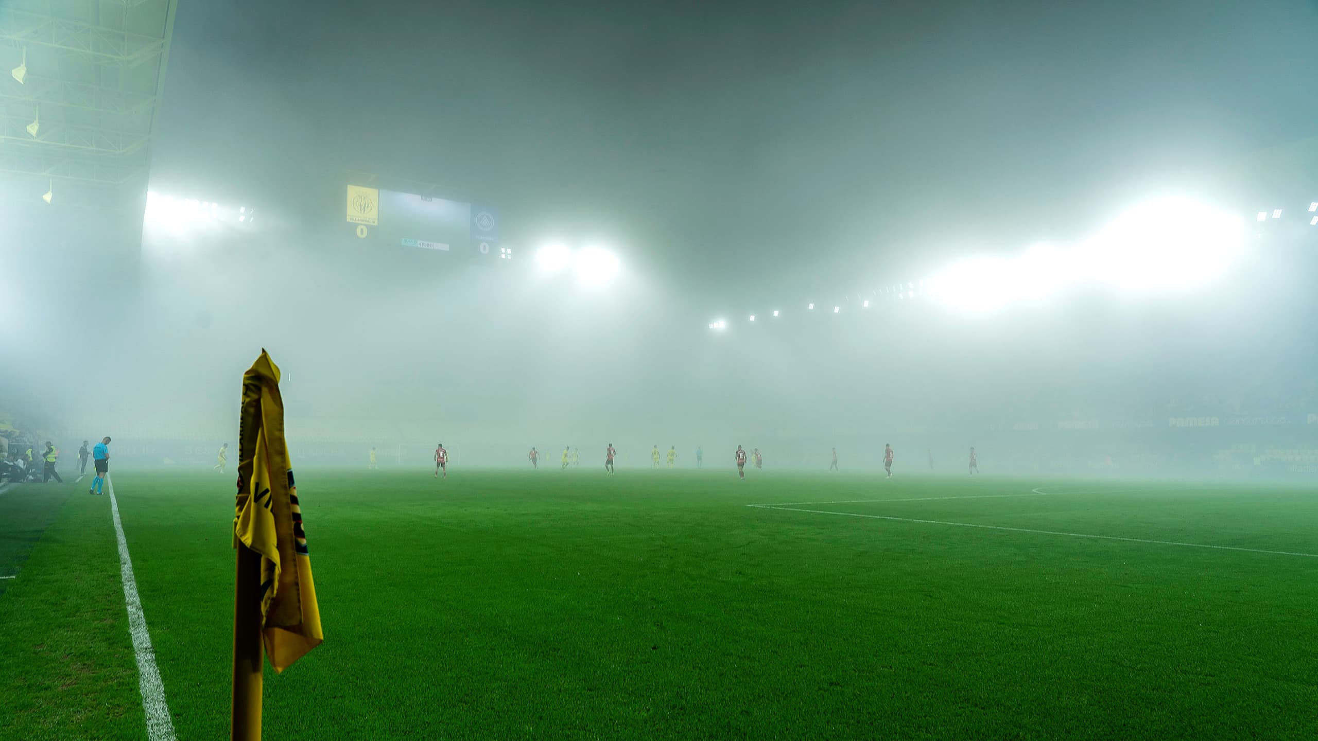 Amarillos en la niebla (0-0)