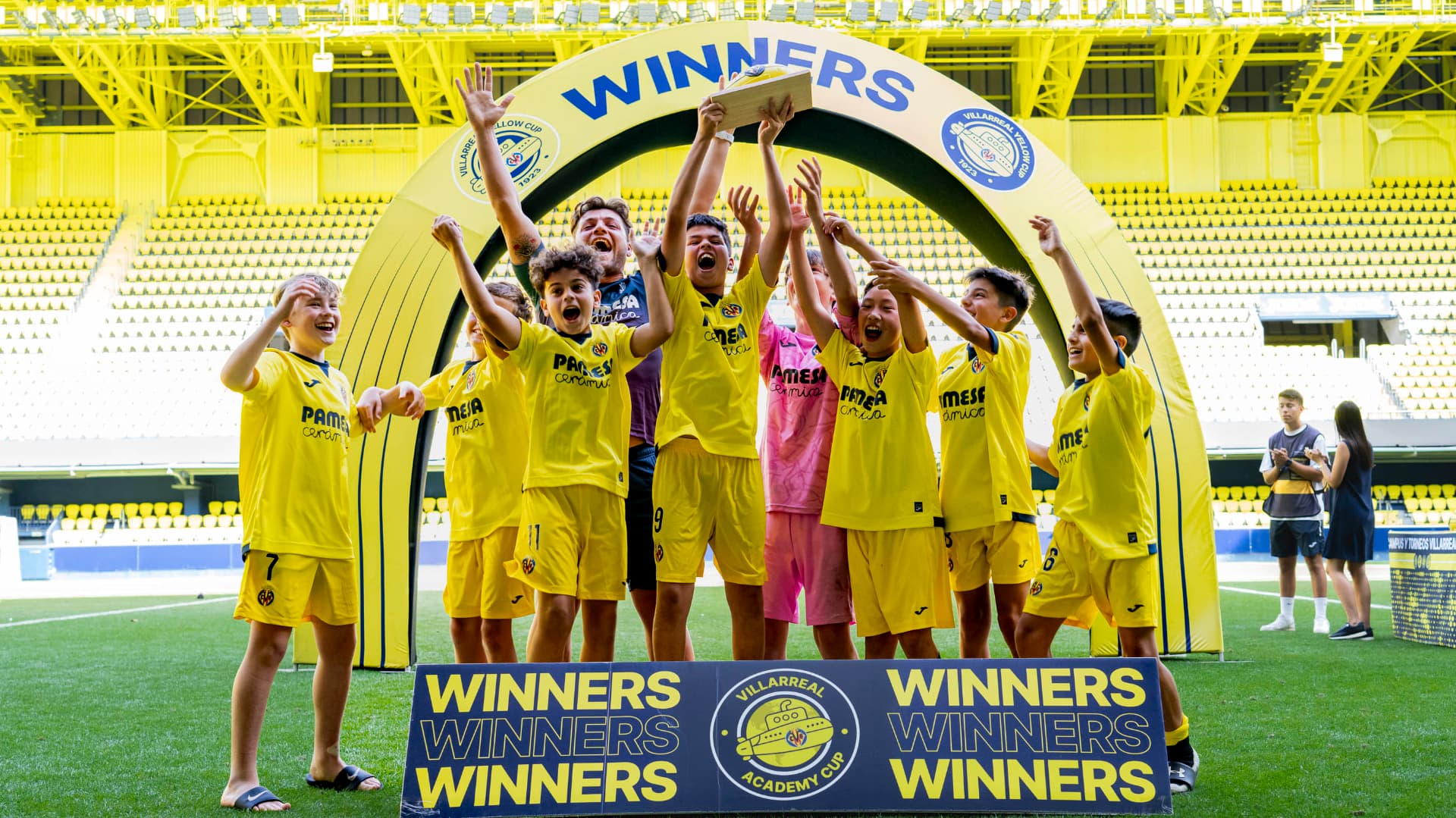 Villarreal Academy continua creixent per tot el món