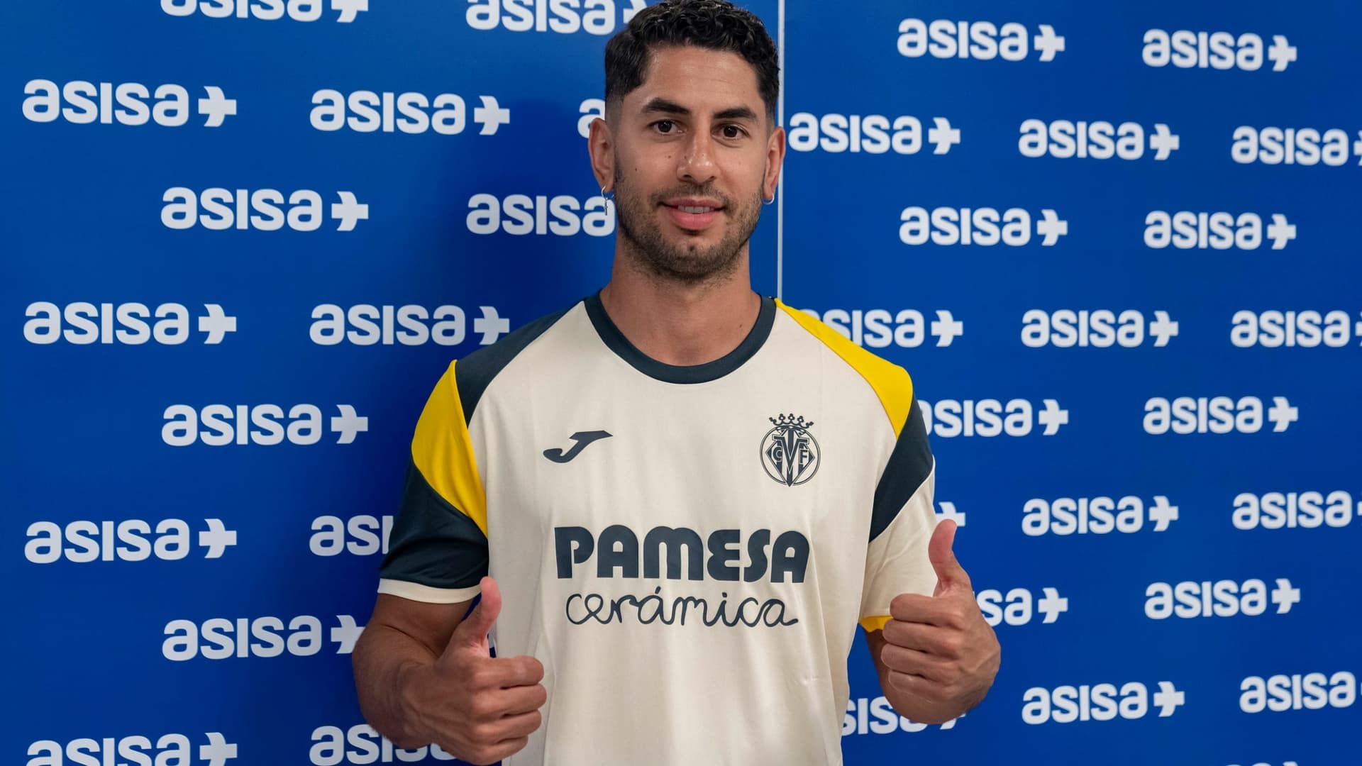 Ayoze supera la revisión médica