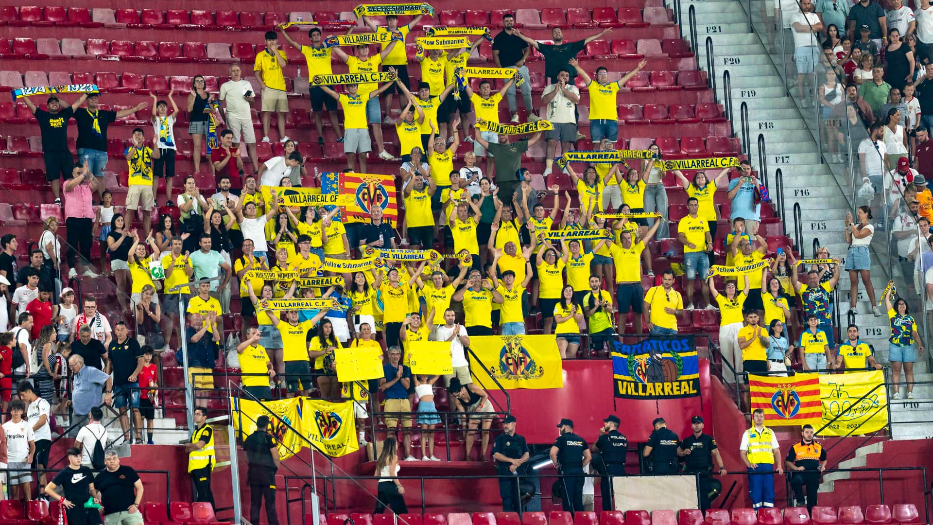 Cheer on Villarreal at the RCDE Stadium!