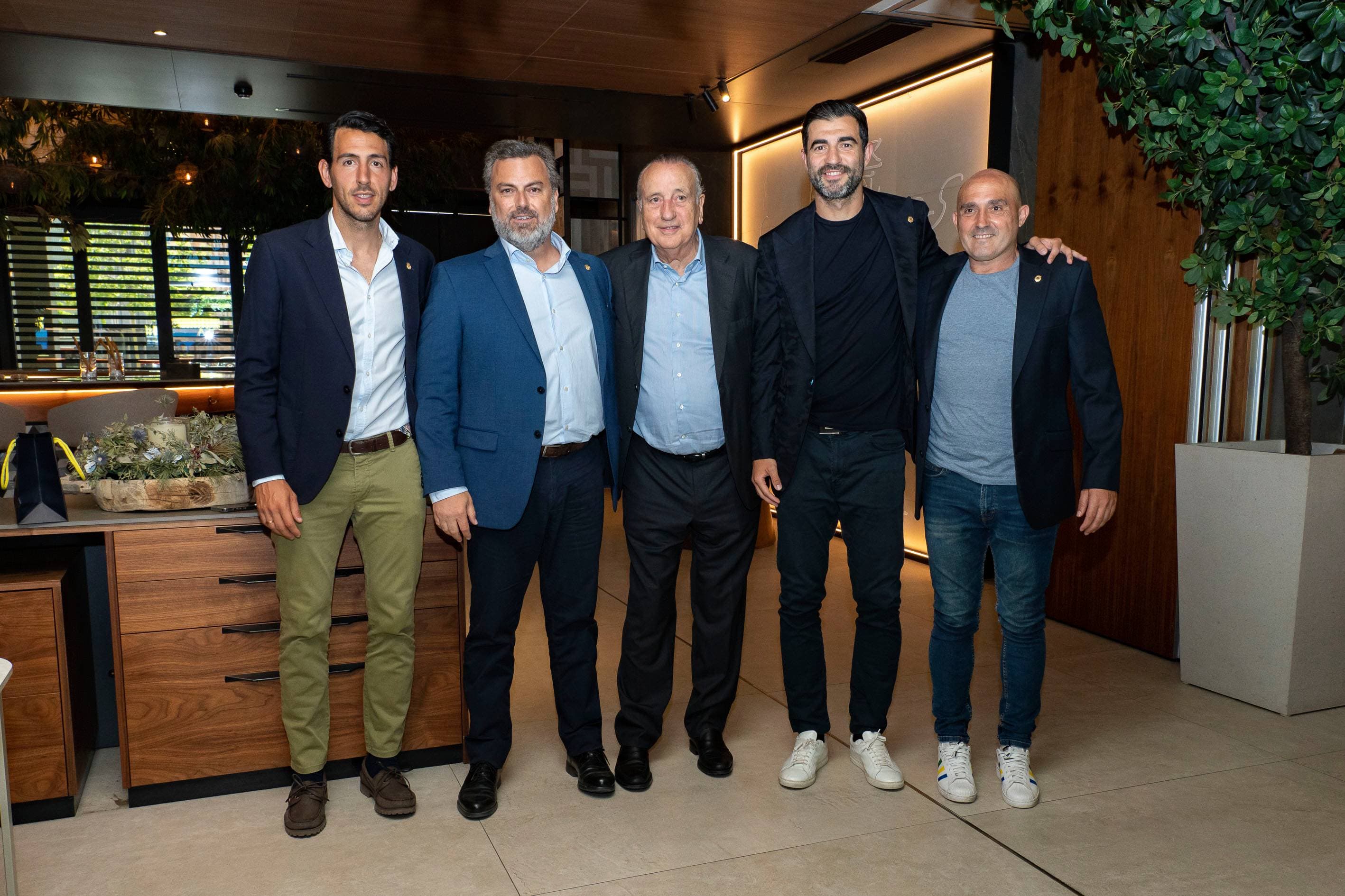 20250522-ComidaFinalTemporada-064