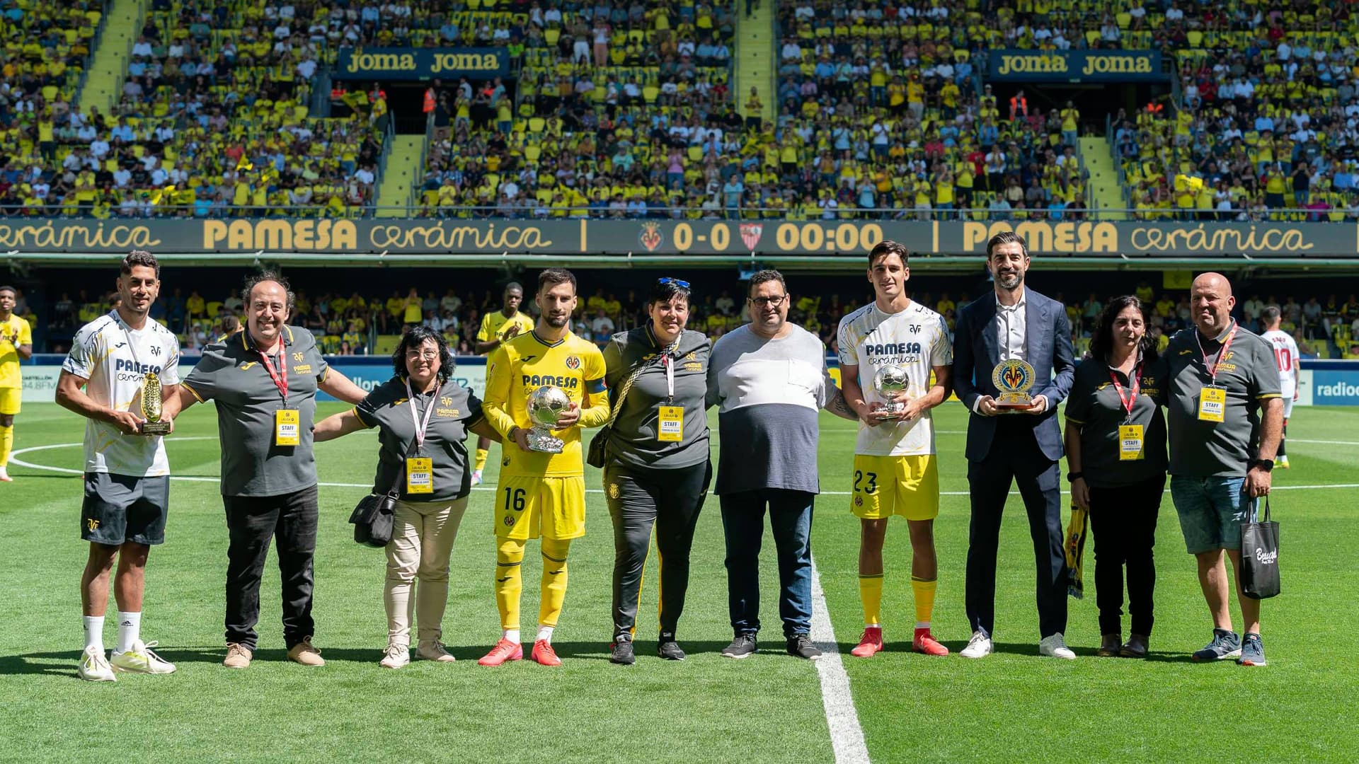 Los premios de la afición para Ayoze, Baena, Cardona y Albiol