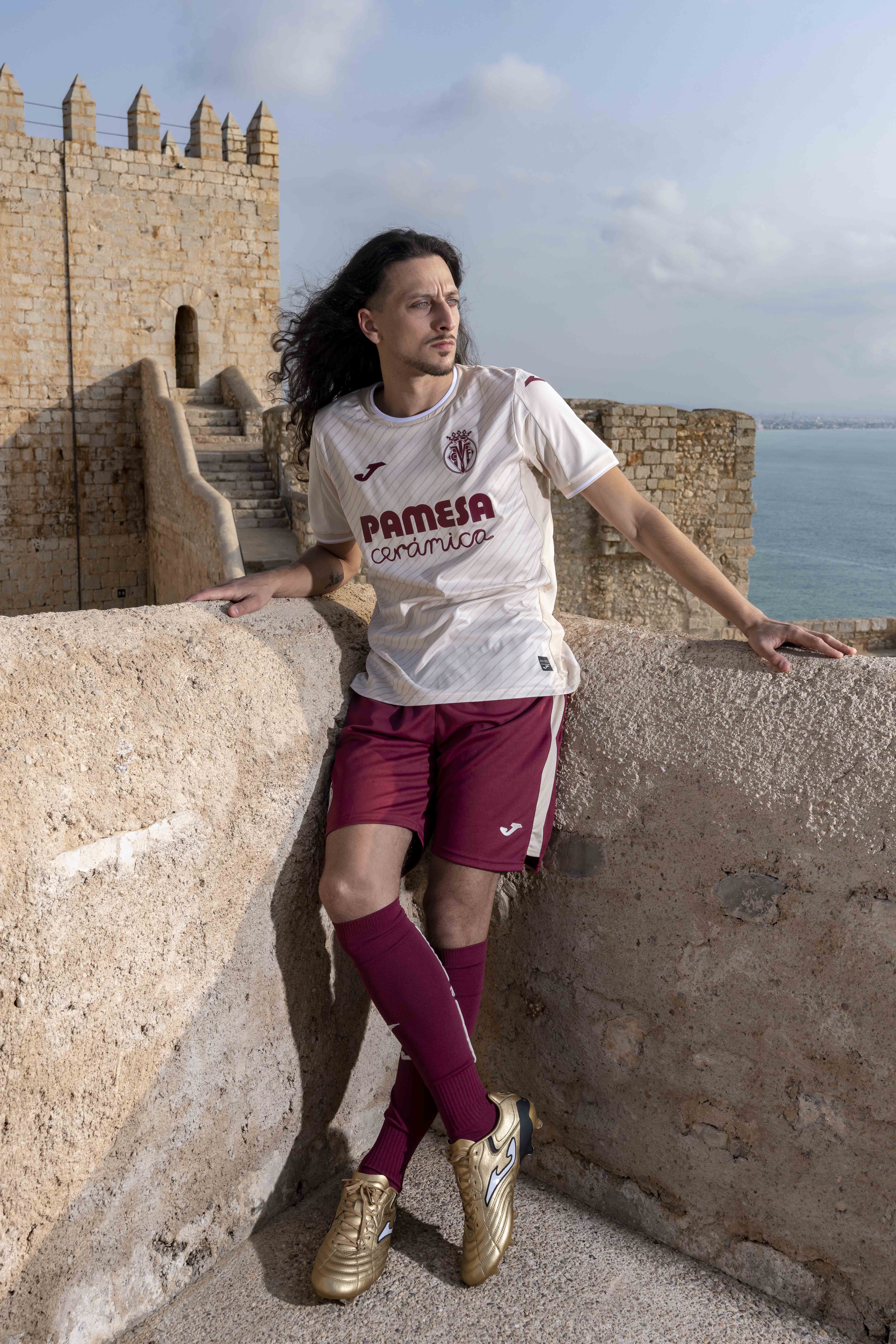 2aEquipacion-008