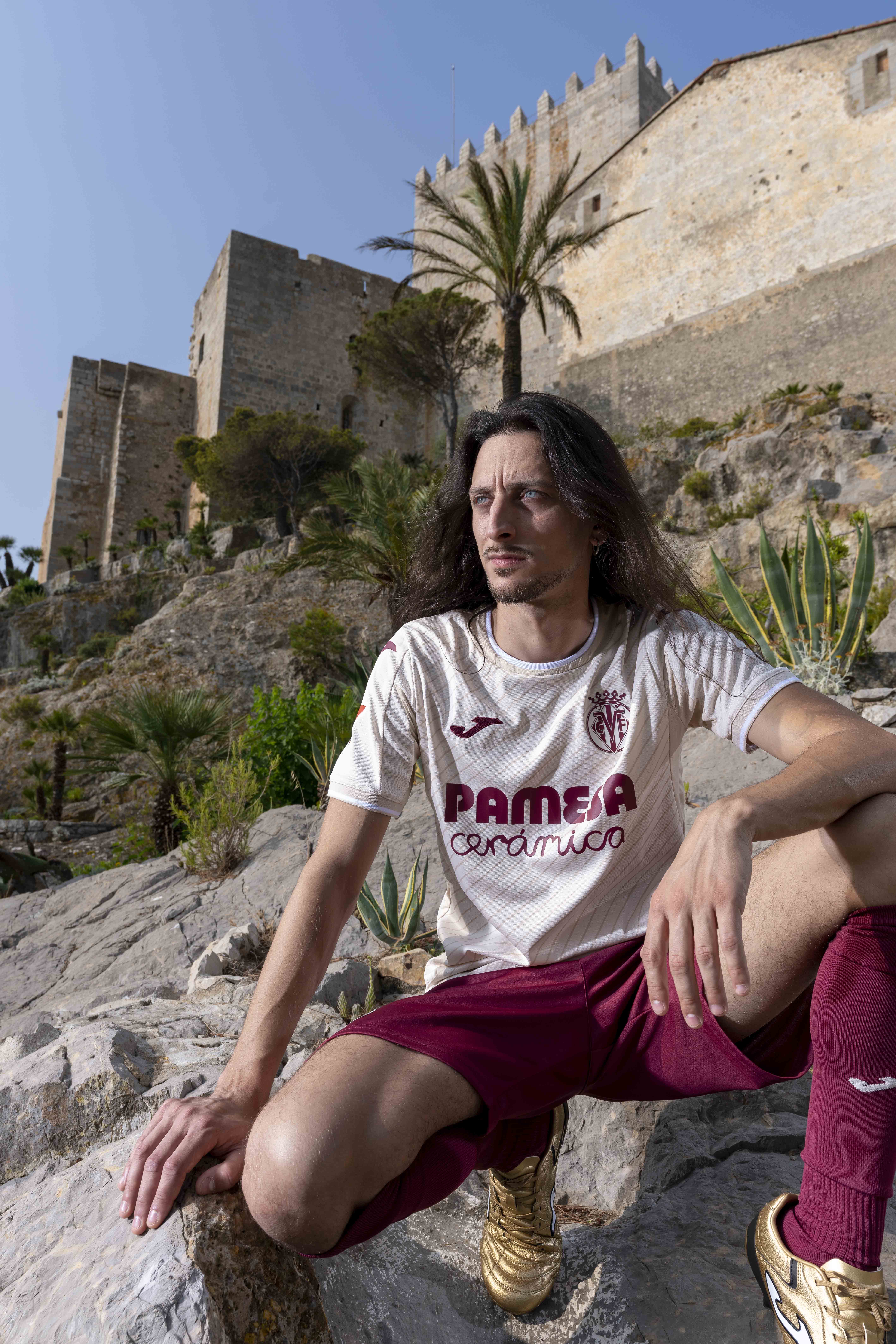 2aEquipacion-013