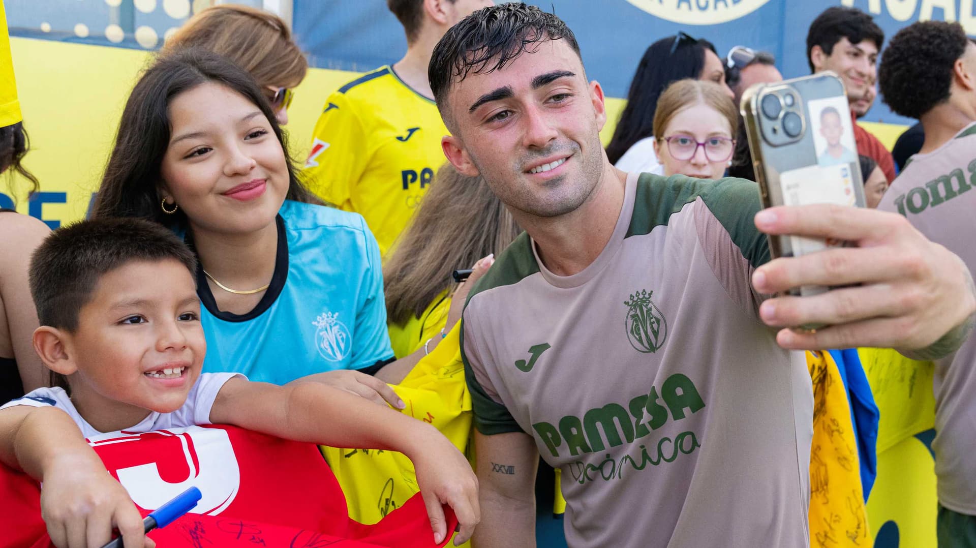 The best images from the open training session