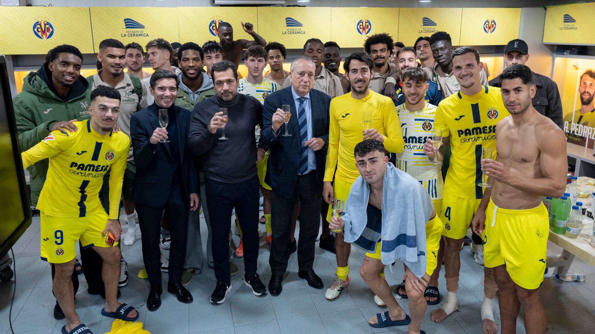 Brindis nadalenc per a acomiadar un gran 2025