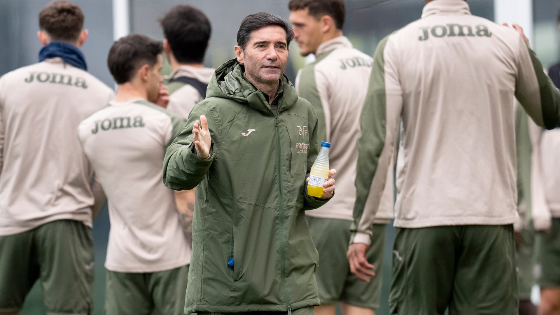 Marcelino: «El Elche es un equipo vertical, que te exige mucho en defensa»
