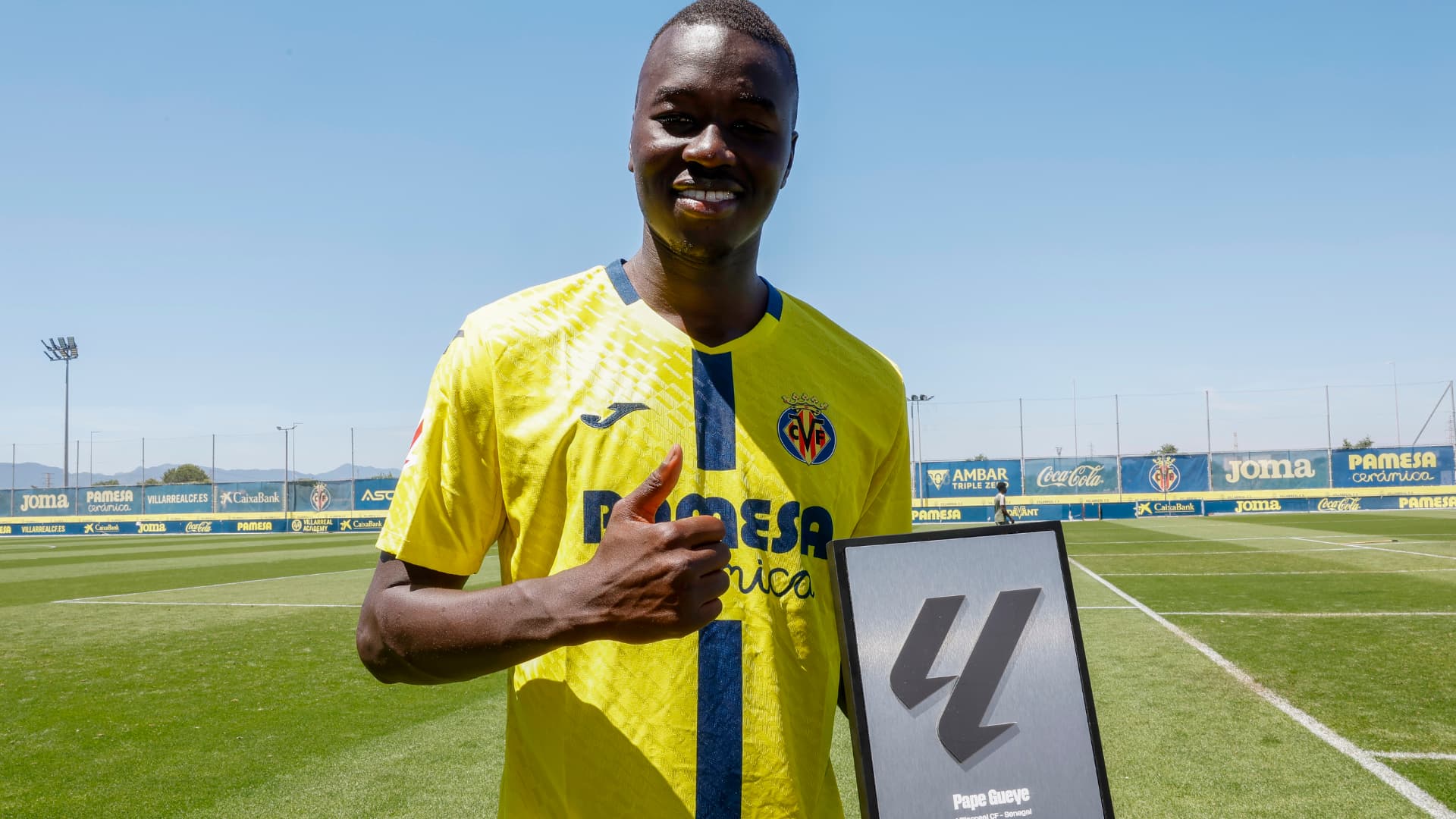 Pape Gueye, millor jugador africà de LALIGA 25/26