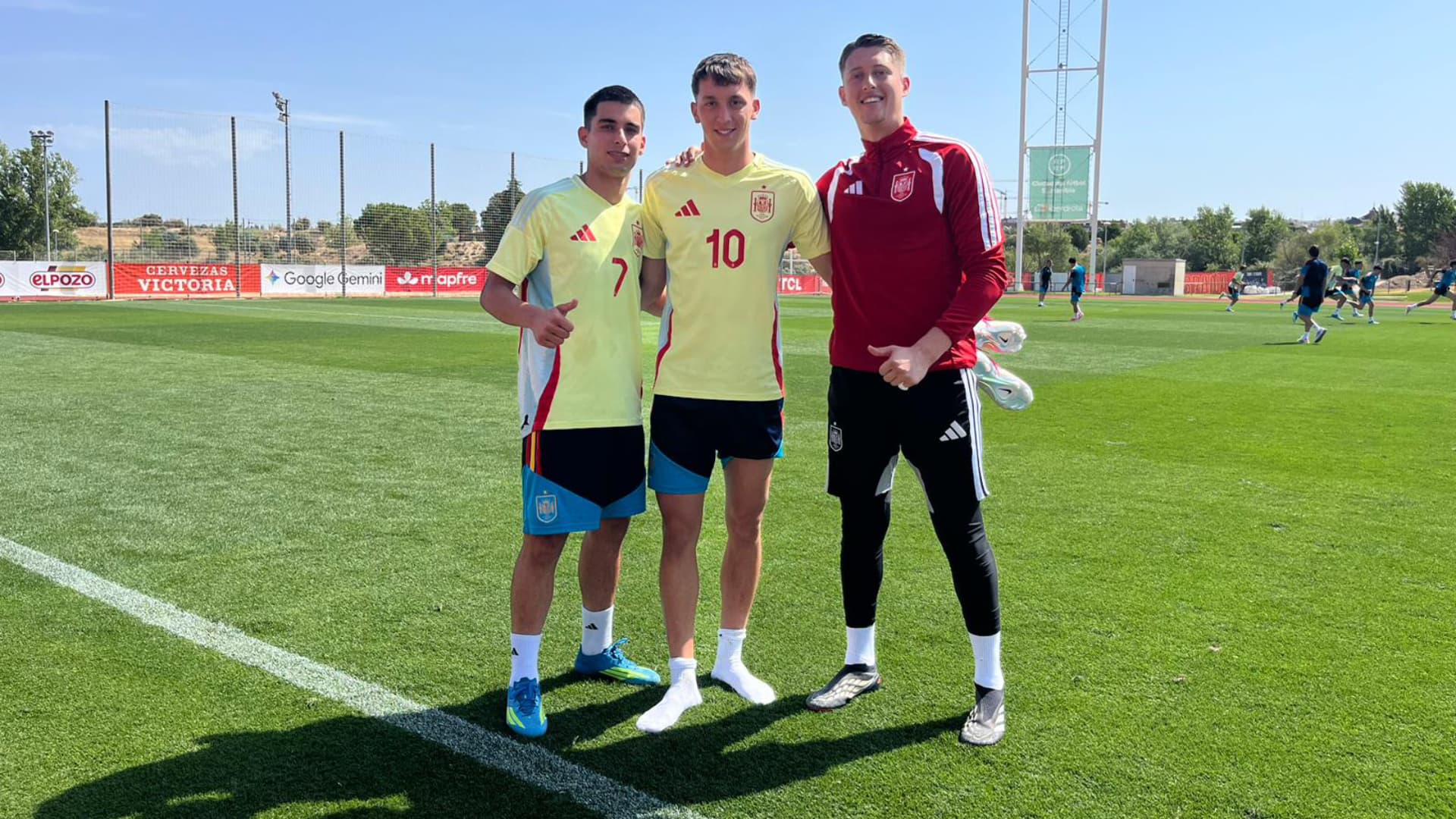 Hugo López, José Gaitán and Pau Polo will play in the Euro U-19