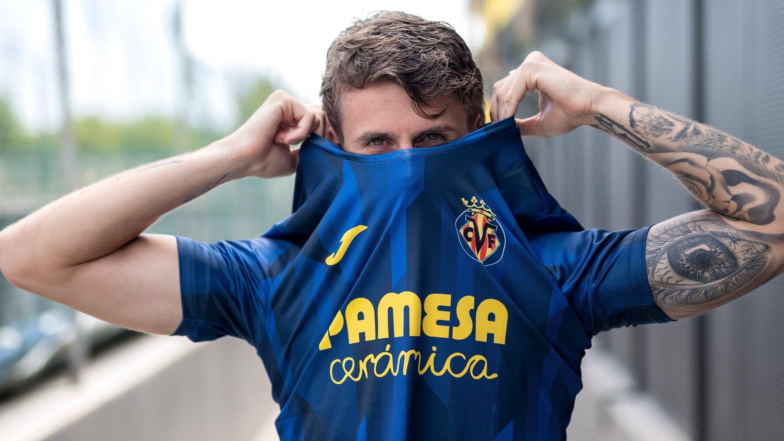 ¡Compra ya la camiseta pre-match del Villarreal 26-27!