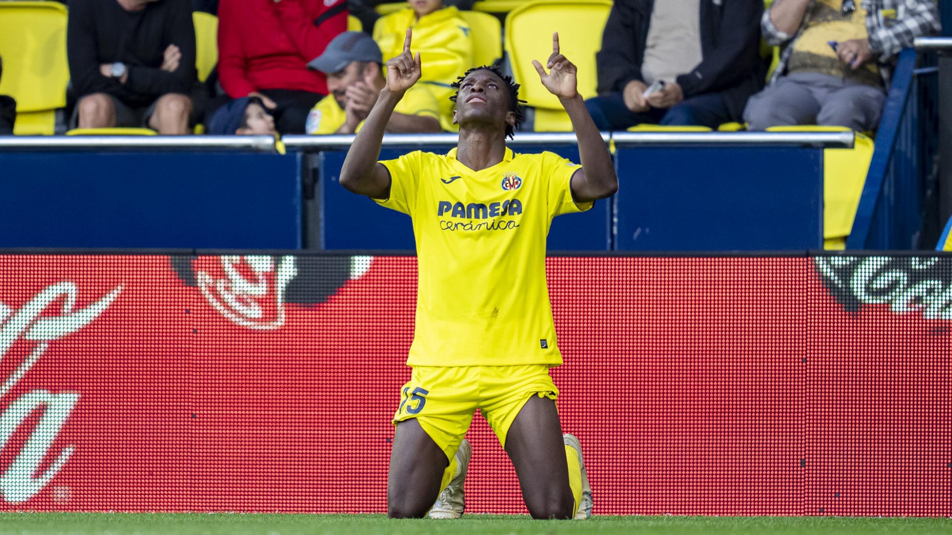 Nico Jackson apunta a la mejor racha de Forlán