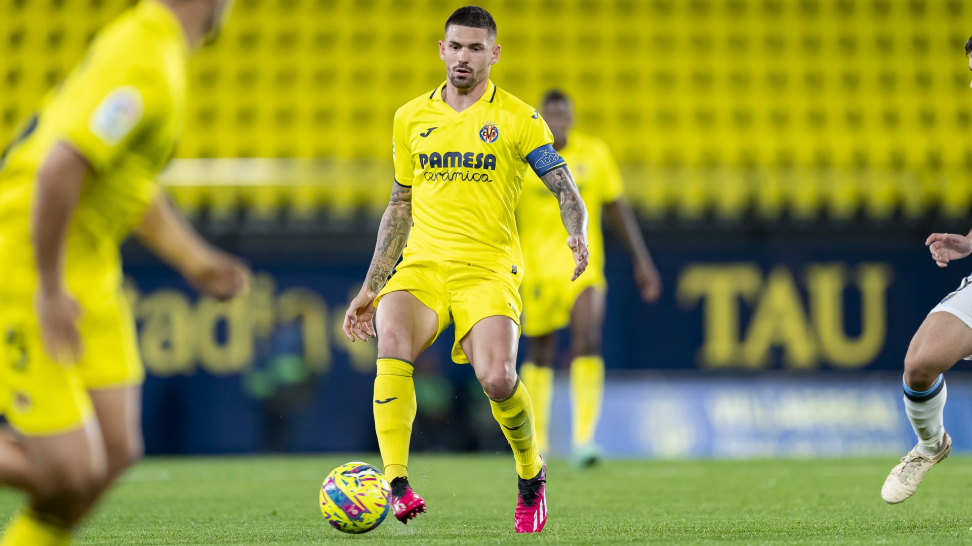 Dela, Iker Goujon, Iosifov y Gianni se despiden del Villarreal