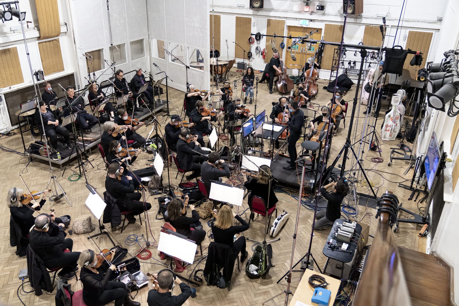 20220508-MakingOfHimnoAbbeyRoadStudios-071 (BajaResolucion)