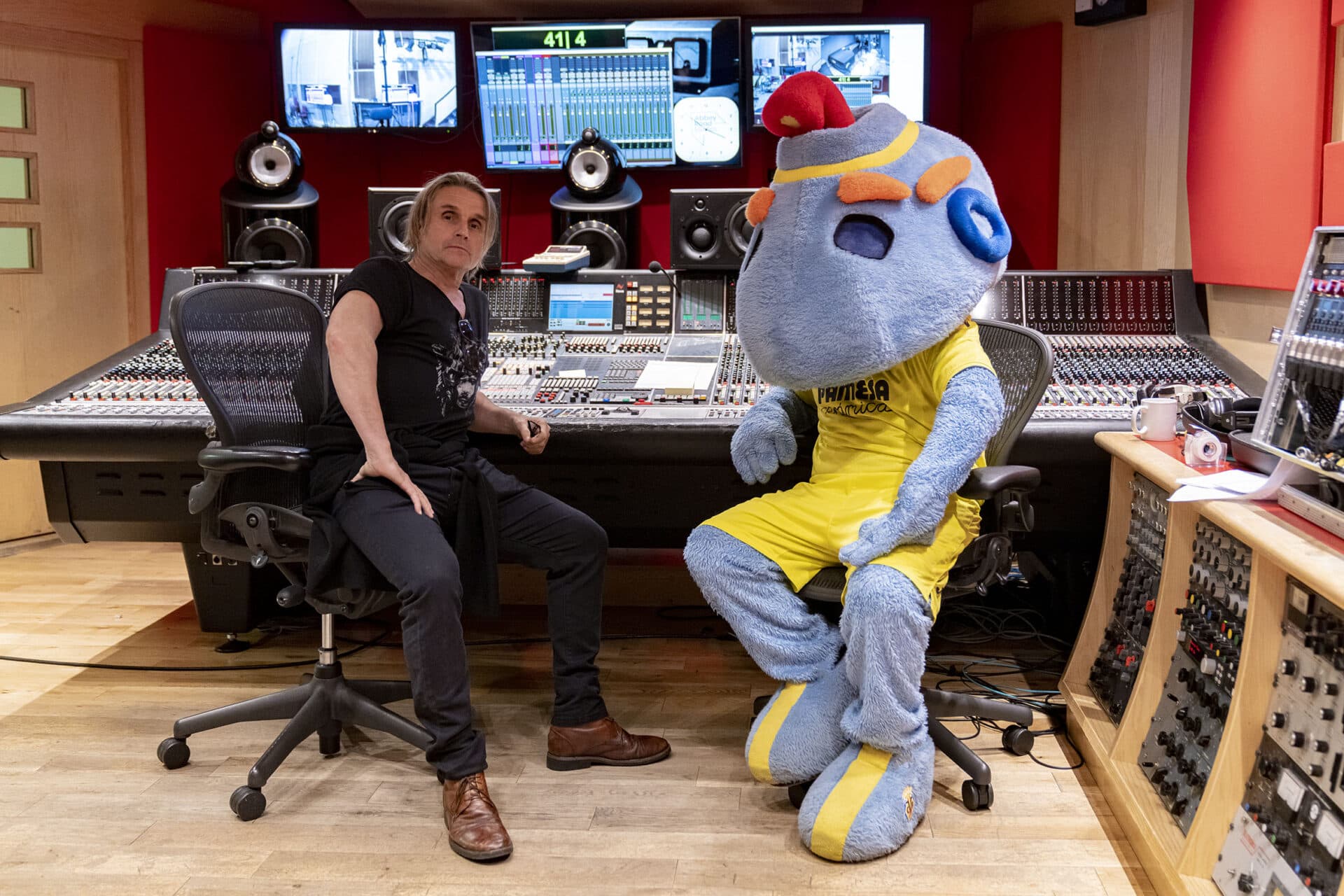 20220508-MakingOfHimnoAbbeyRoadStudios-121 (BajaResolucion)