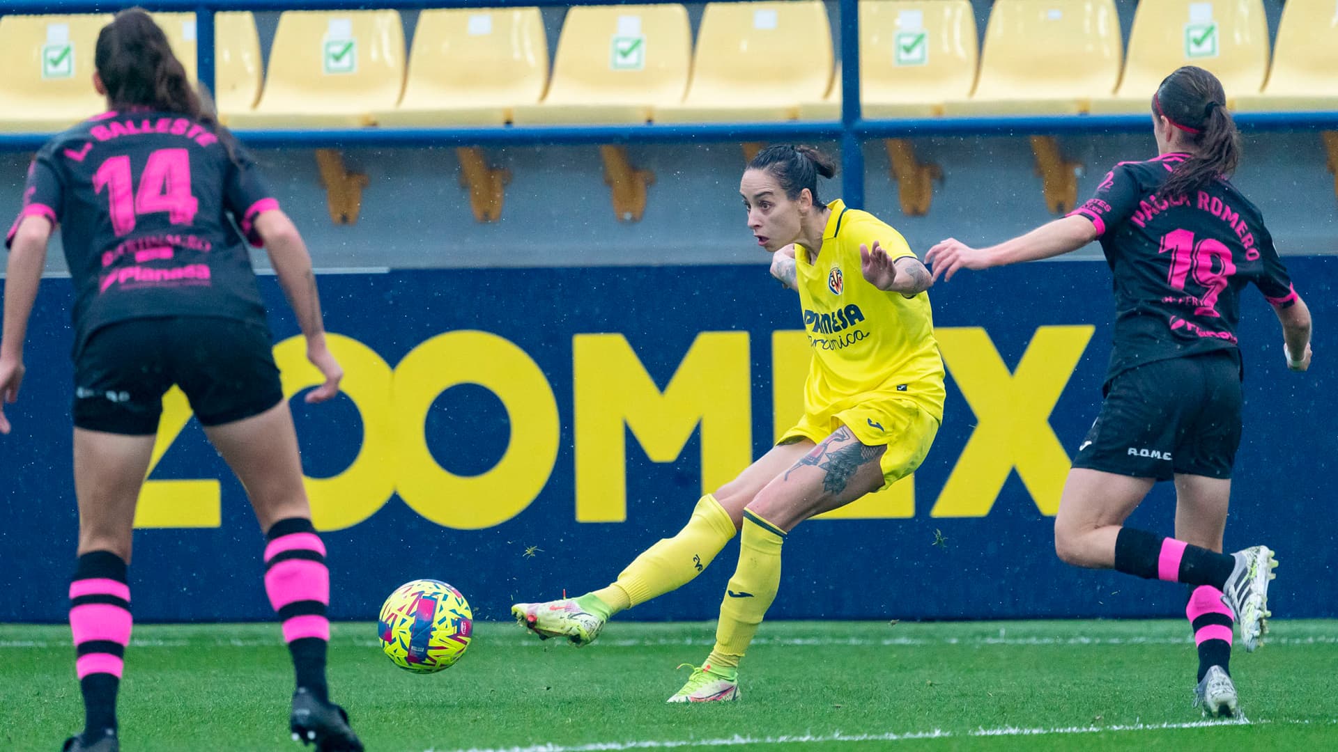 Demasiado castigo para el Villarreal Femenino (2-3)