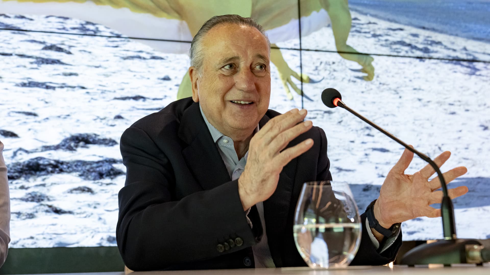 “El dinosaurio y su dedicatoria es un honor para el Villarreal”