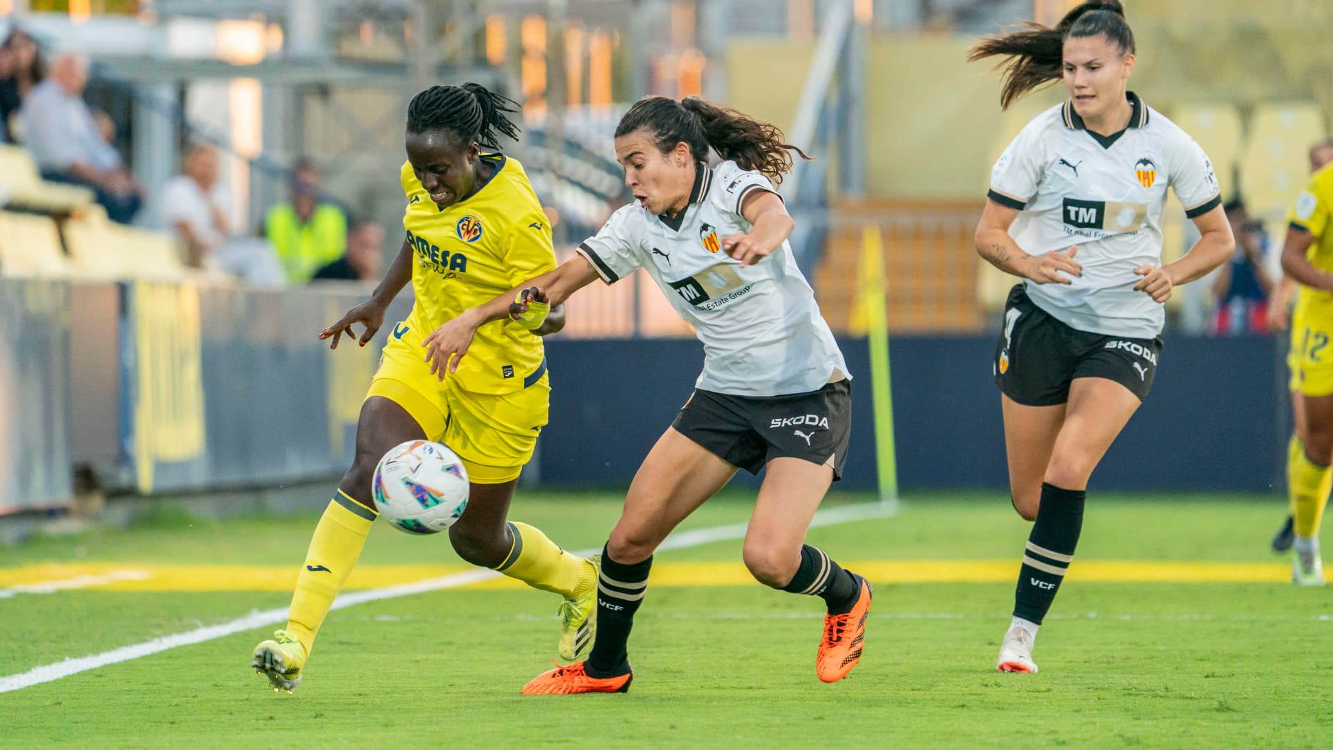 Demasiado castigo para el Villarreal Femenino (1-2)