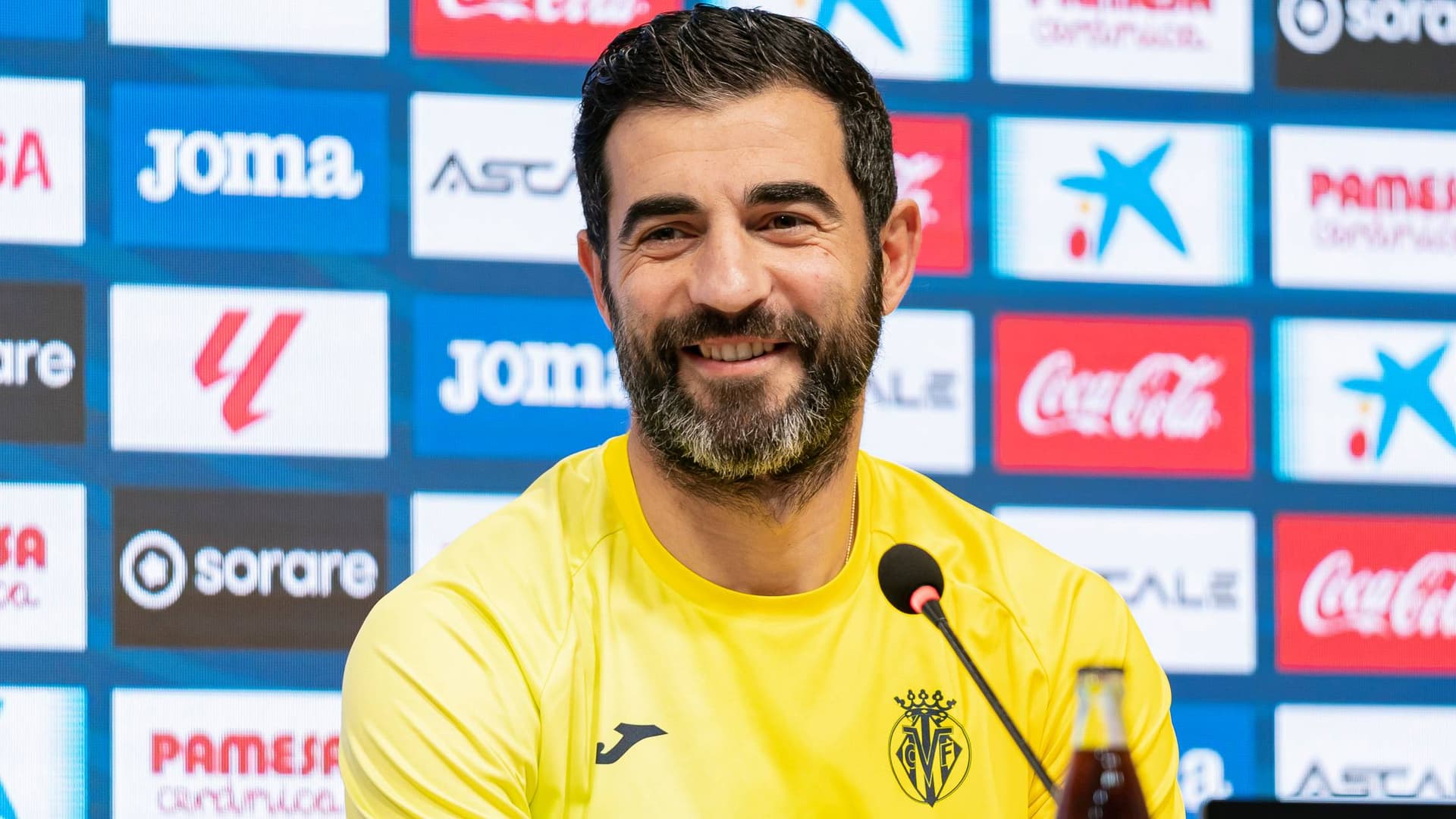 Albiol: “Es momento de mirar hacia arriba”