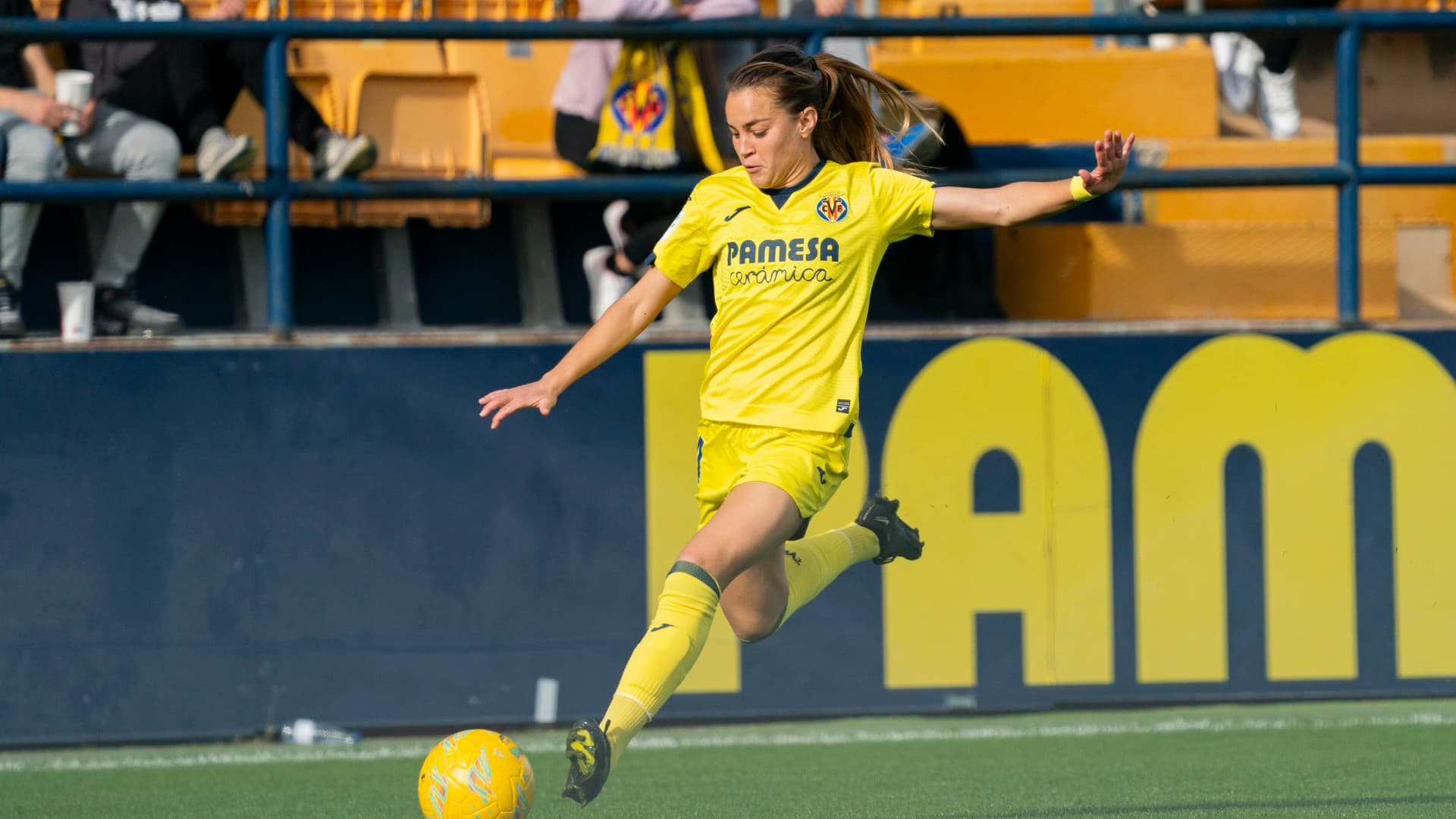 Nerea Pérez, grogueta hasta 2025