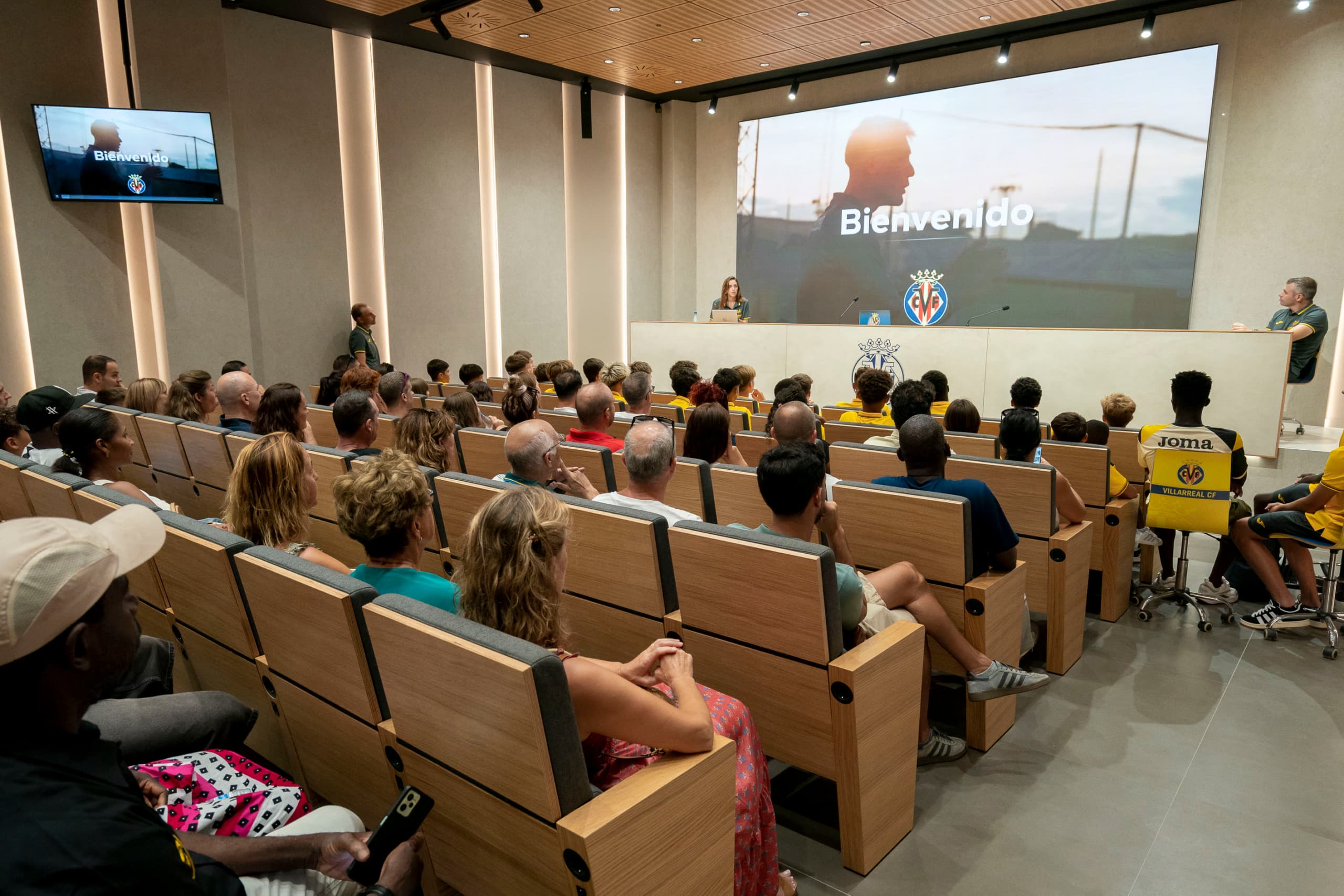 20240807-BienvenidaFutbolBase-038