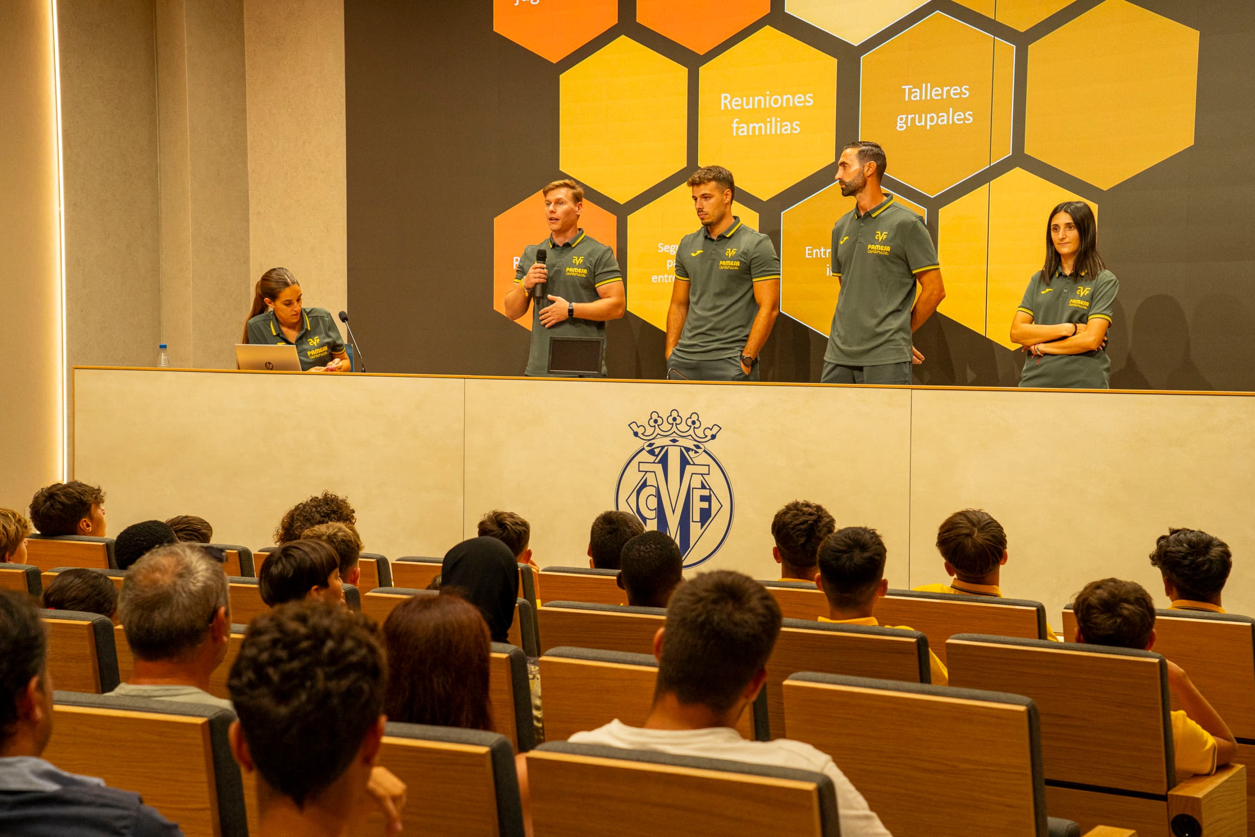 20240813-Bienvenida Futbol Base-045