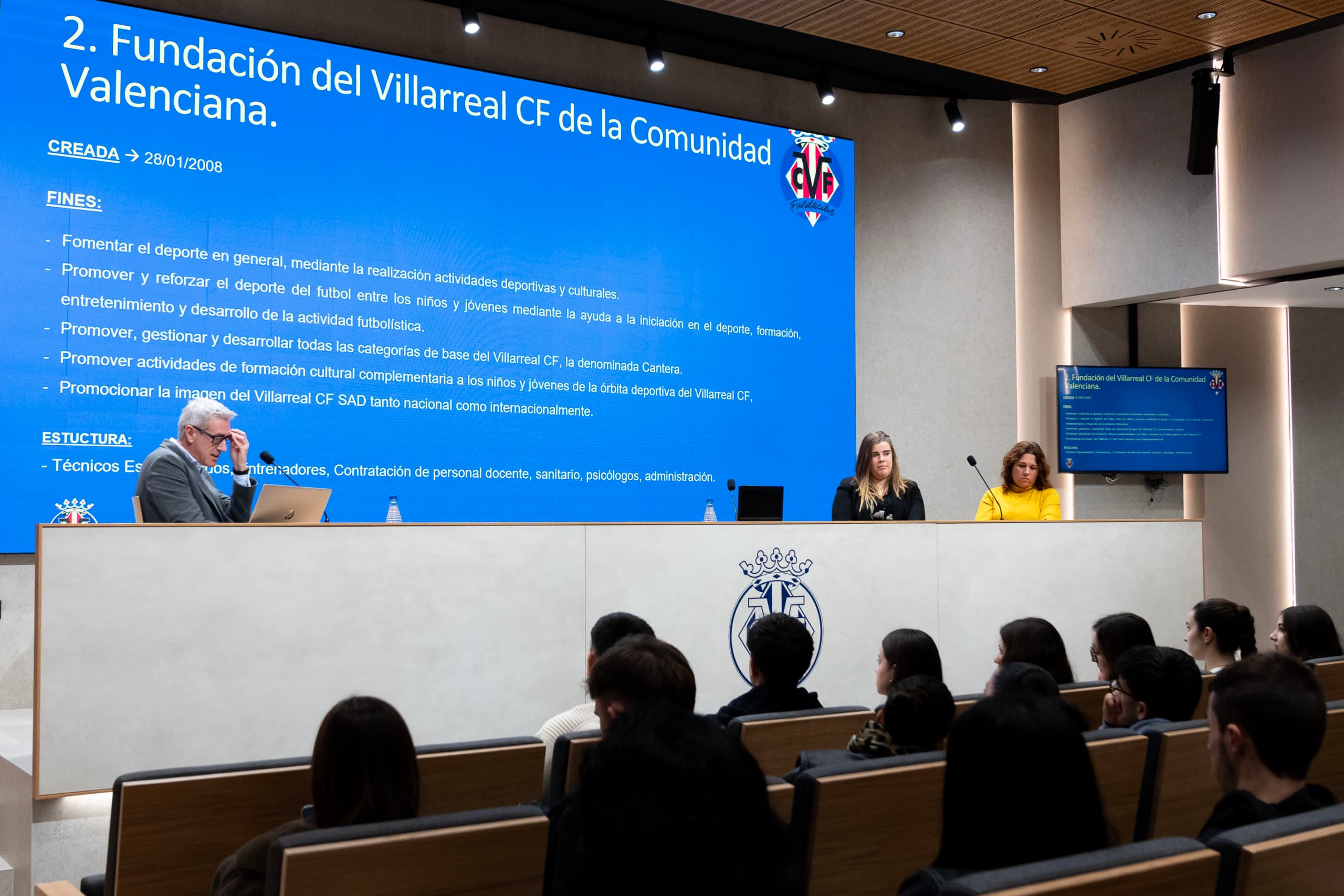 20241126-VisitaEstudiantesUJIEstadio-012