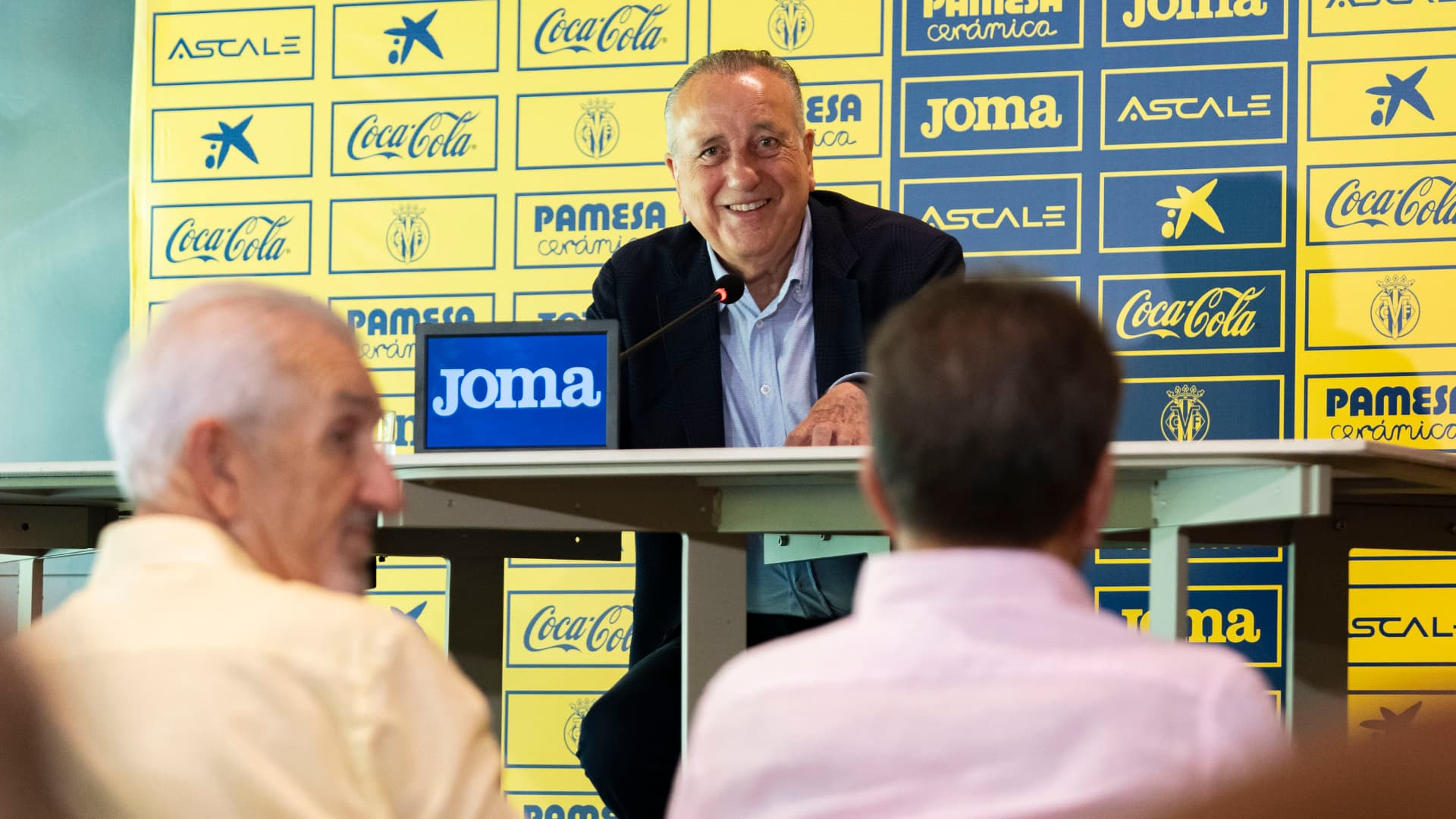 Roig: “Todos los abonados podrán viajar y ver gratis el partido en Miami”