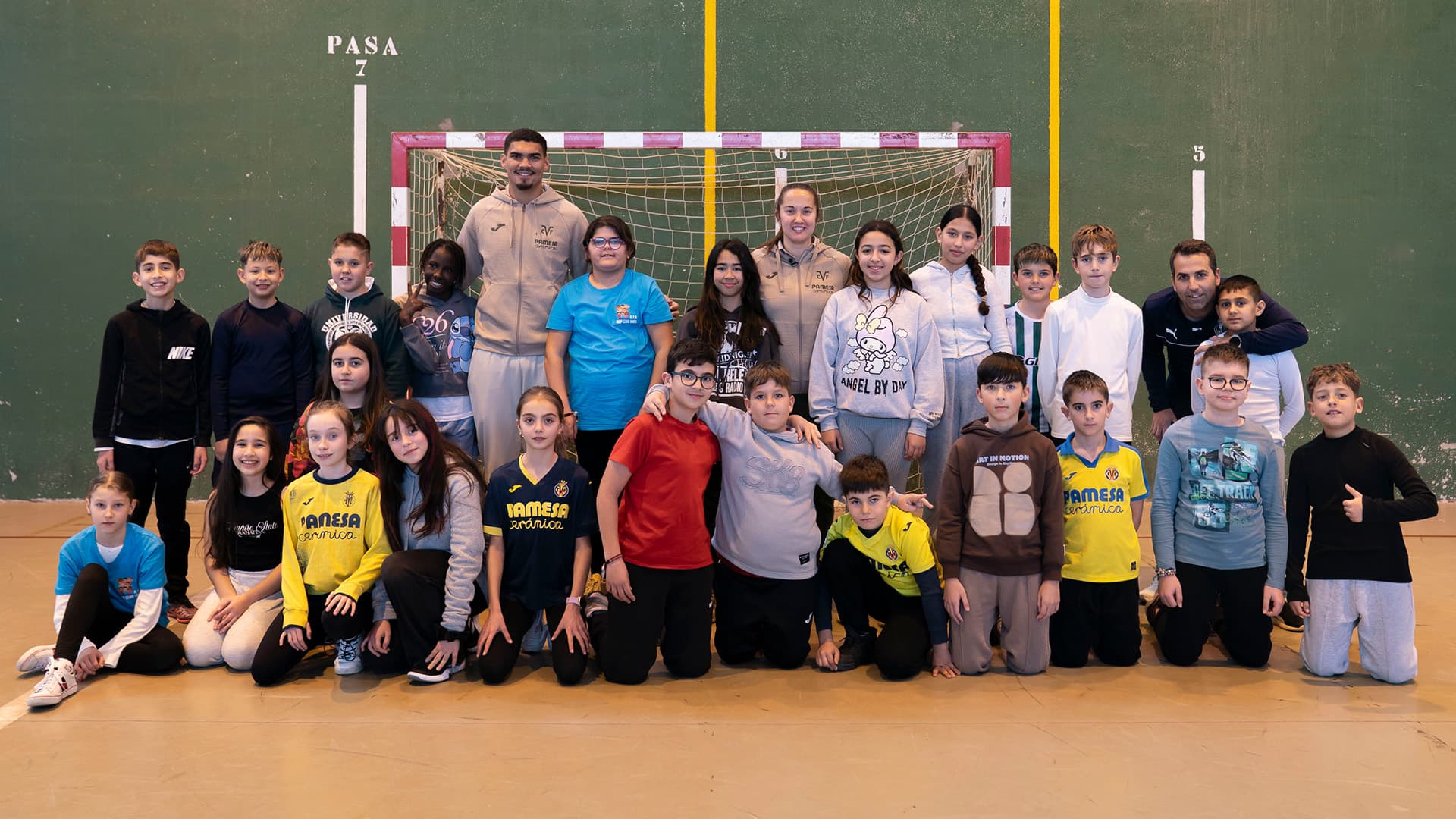 Luiz Júnior y Mar Segarra disfrutan de su regreso a las aulas en Xilxes