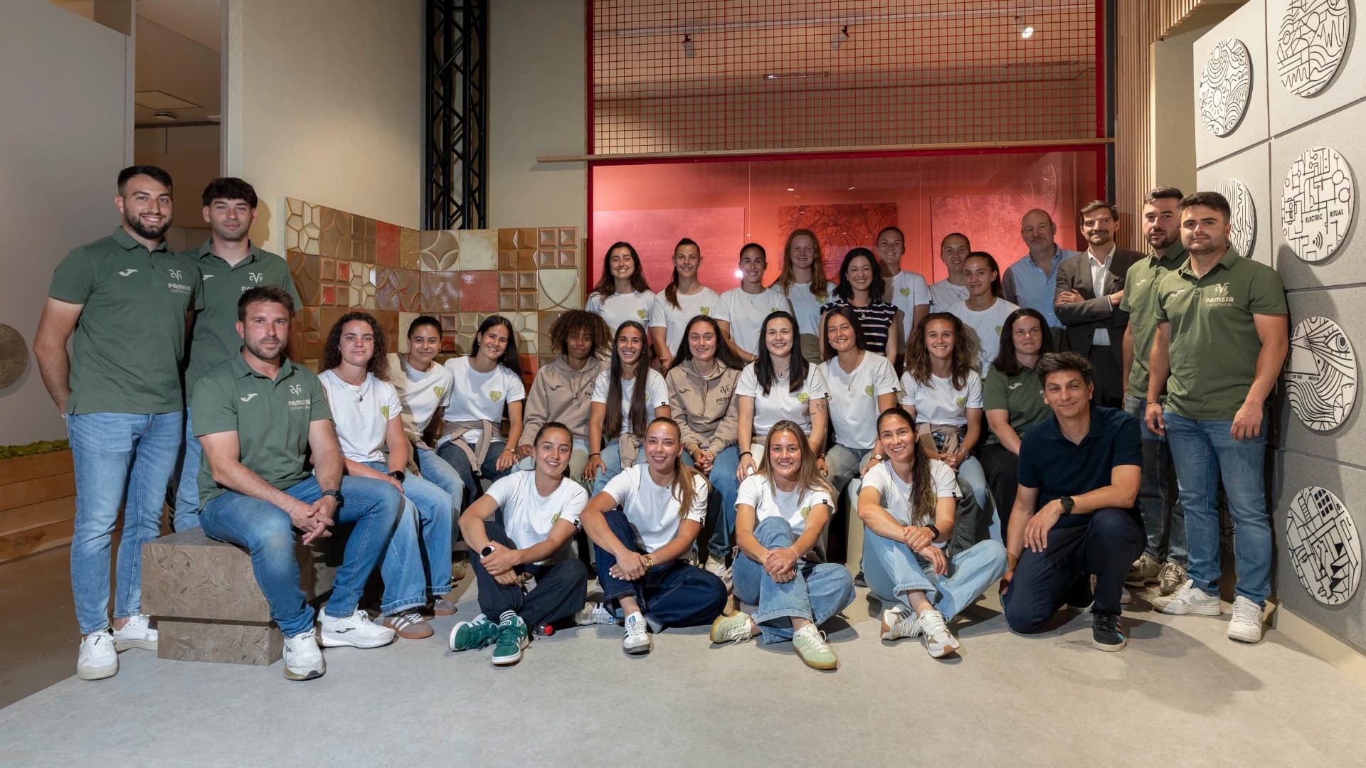 El Villarreal Femenino descubre SMALTIlab 2026