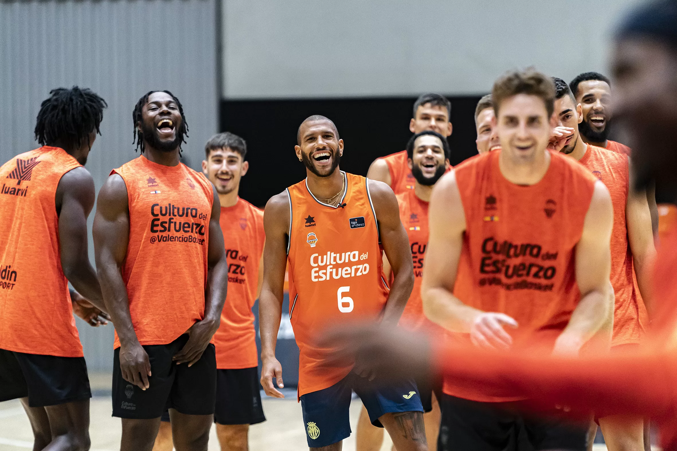 Capoue cumple su sueño y 'ficha' por el Valencia Basket - Web Oficial del  Villarreal CF