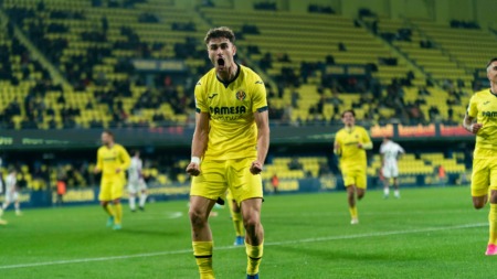 2023 12 18 Villarreal B Real Valladolid 030