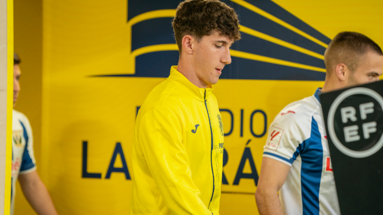 Espanya convoca a Pau Navarro i Gerard Hernández 20240323 Villarreal CF B CD Leganes 029