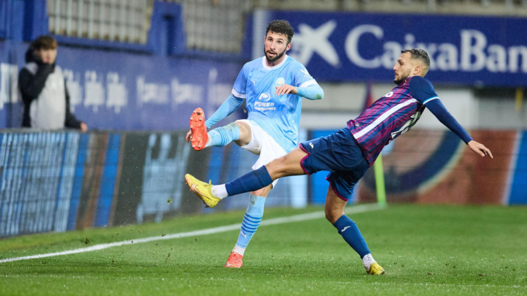 Joseda Menargues, nou jugador del Villarreal B 63bb38eaed54d503458376 1