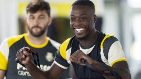 Nicolas Pepe entrenamiento